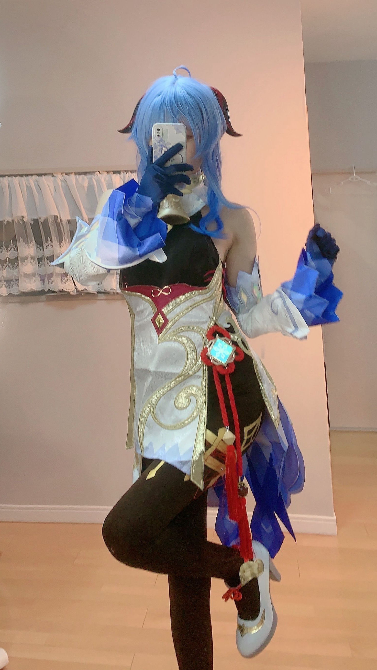 [福利COS] 千阳(ちよ) - 甘雨对镜拍第6张