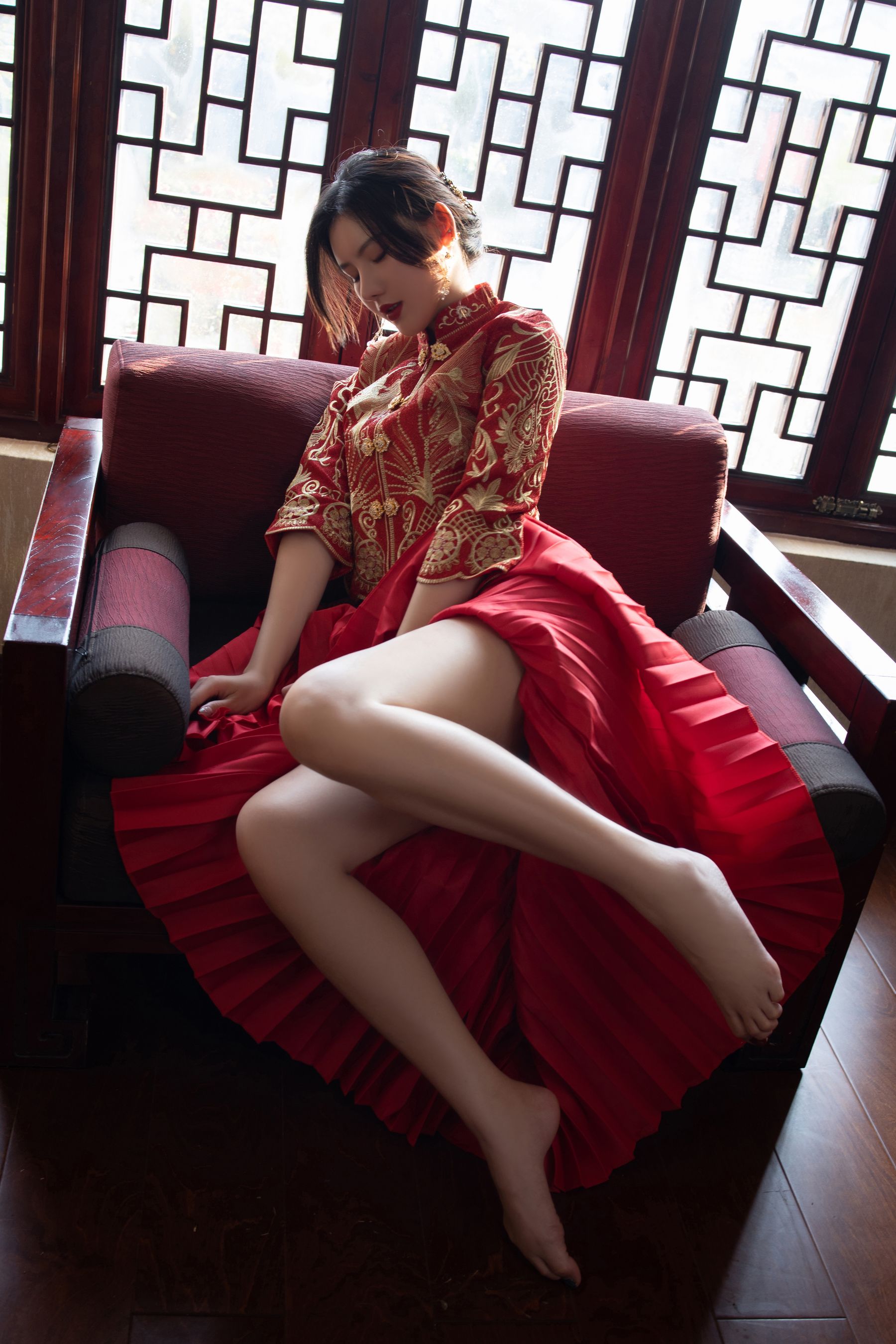 [福利COS] 美女模特Azhua19970(阿朱啊) 微密圈视图合集第12张
