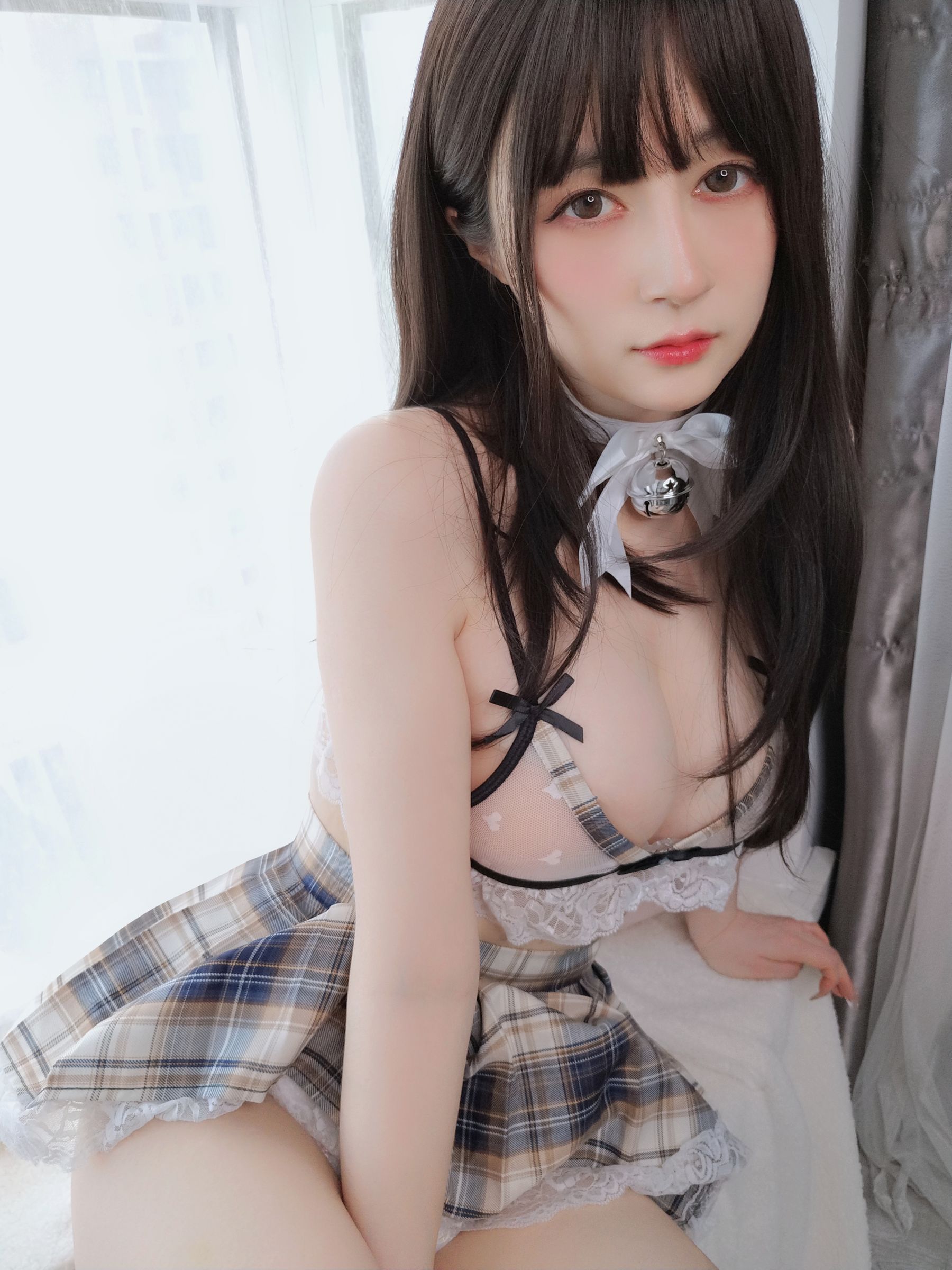 [福利COS] Coser小姐姐白银 - 透明制服第21张