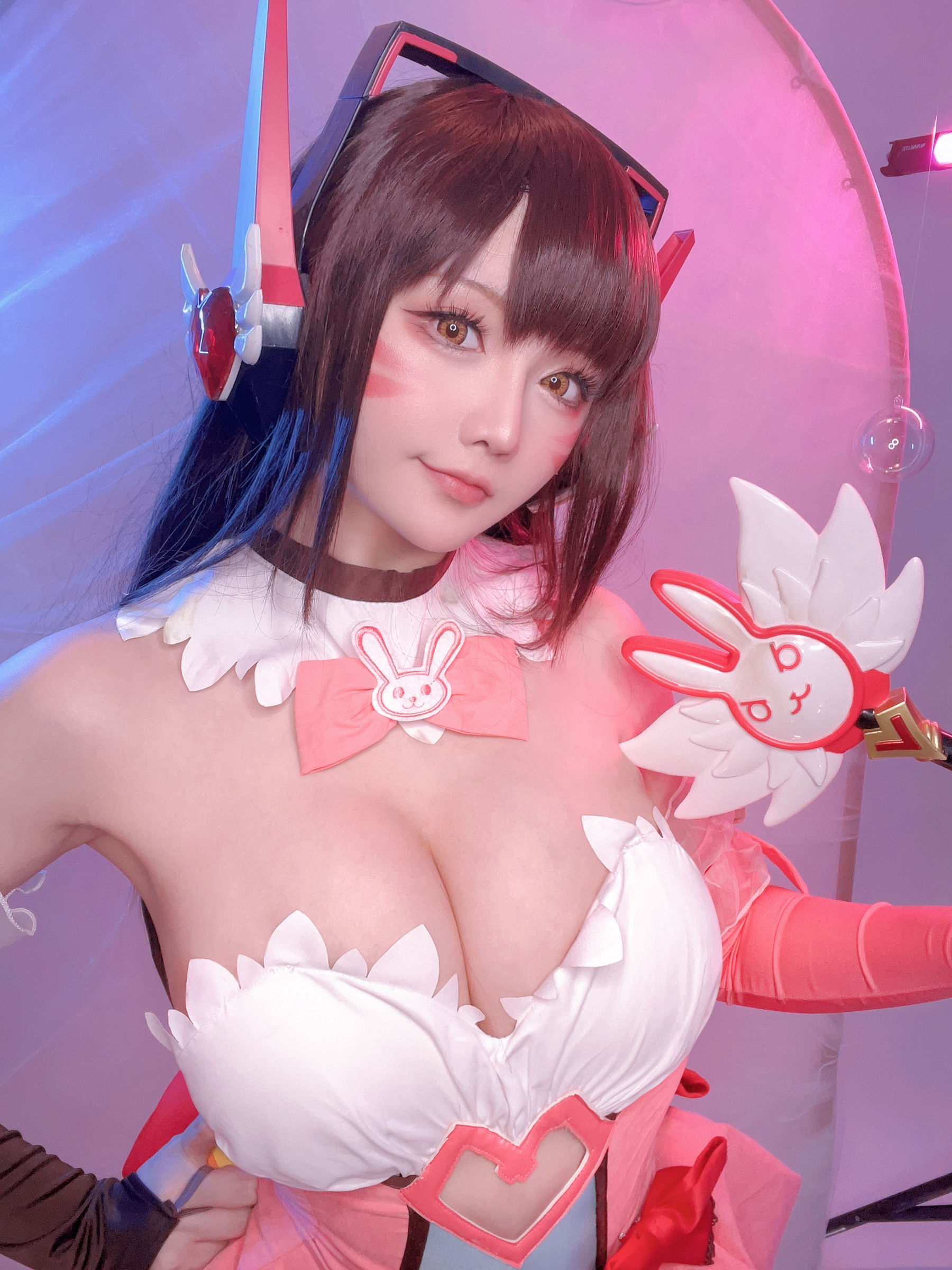 [福利COS] Coser小姐姐星之迟迟 - 守望先锋第19张
