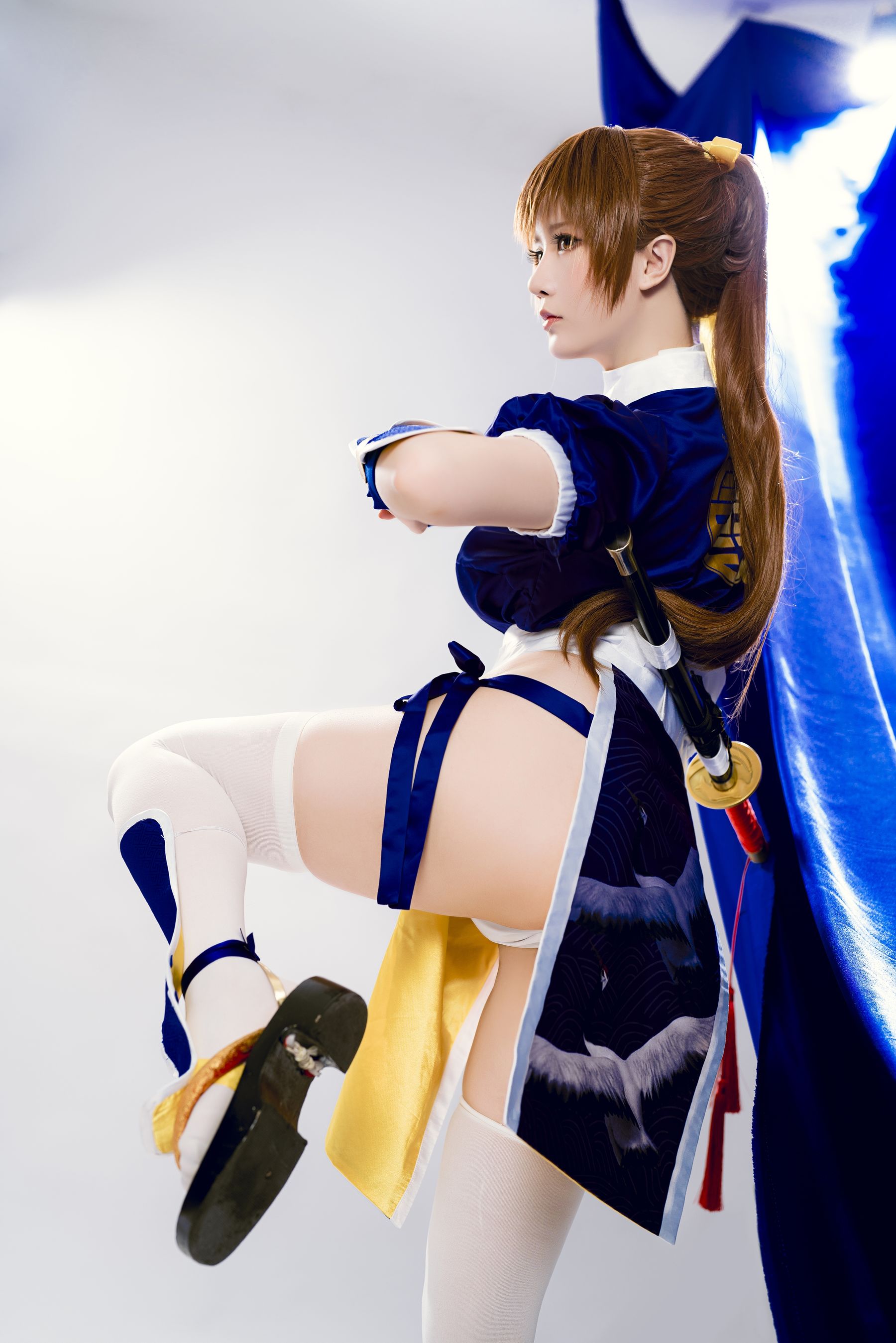 [福利COS] Coser小姐姐星之迟迟 - 死或生-霞第4张