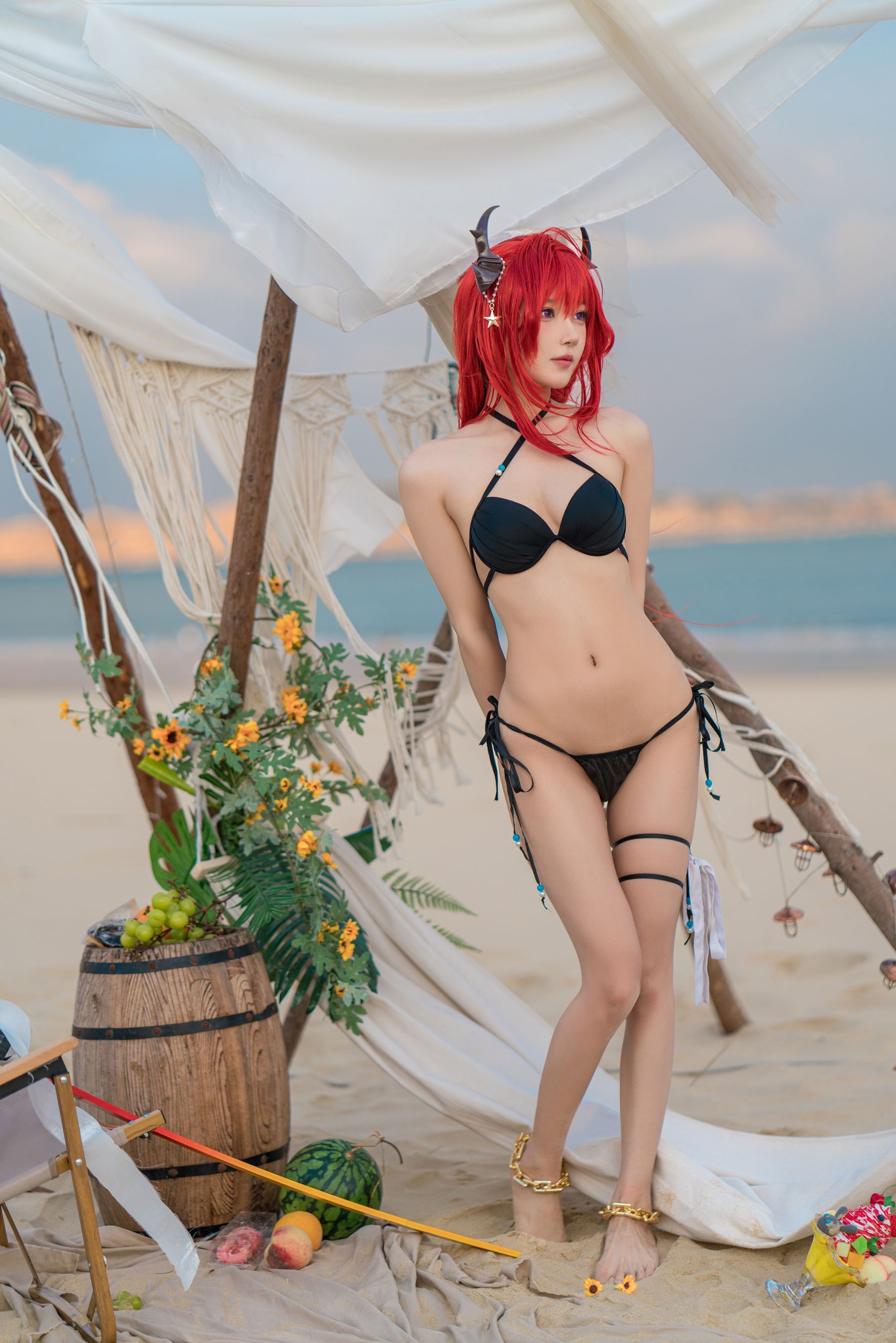 [福利COS] 动漫博主阿包也是兔娘 - 明日方舟 史尔特尔泳装第17张