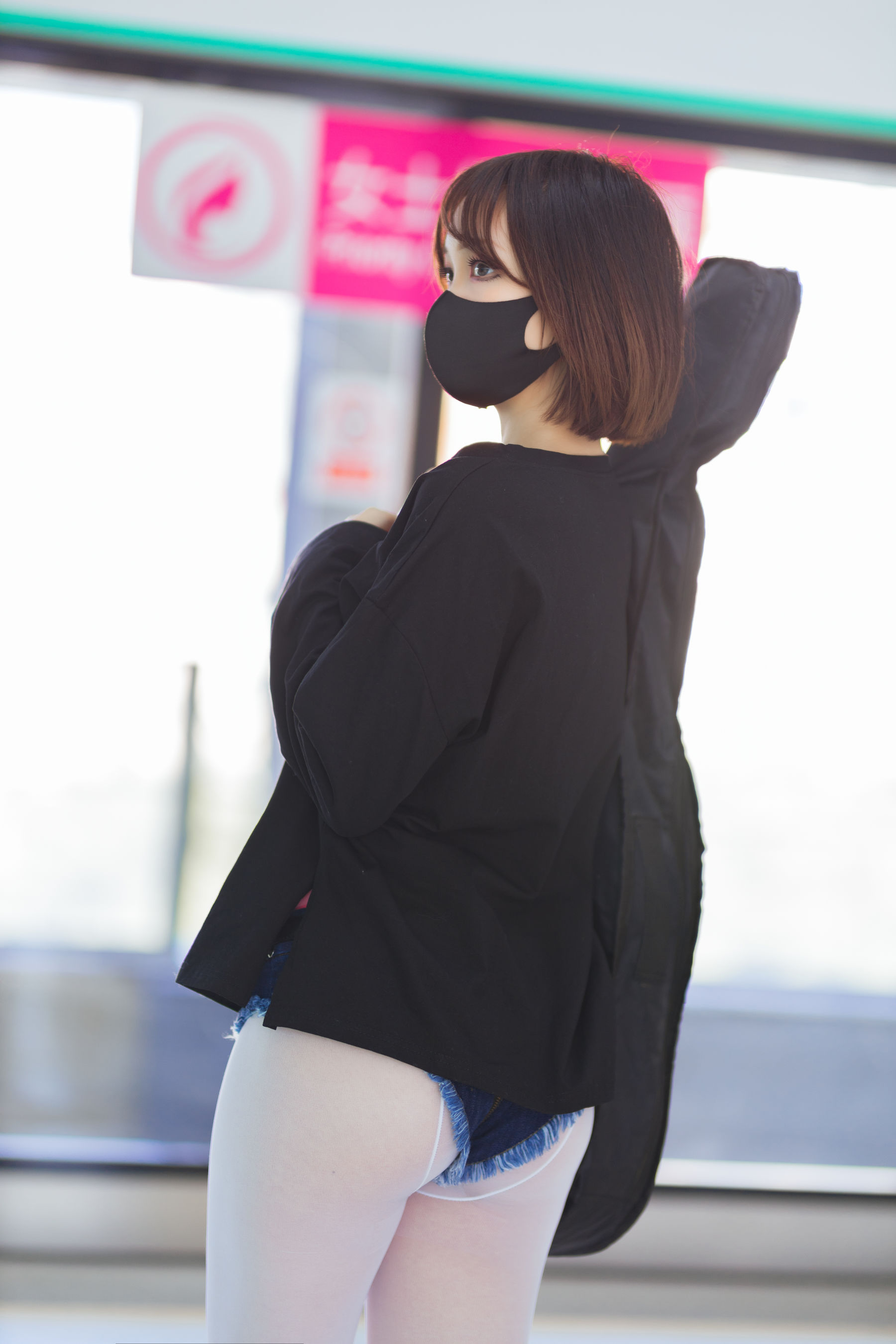 [福利COS] 洛桑w伊梓 - 地铁吉他第8张