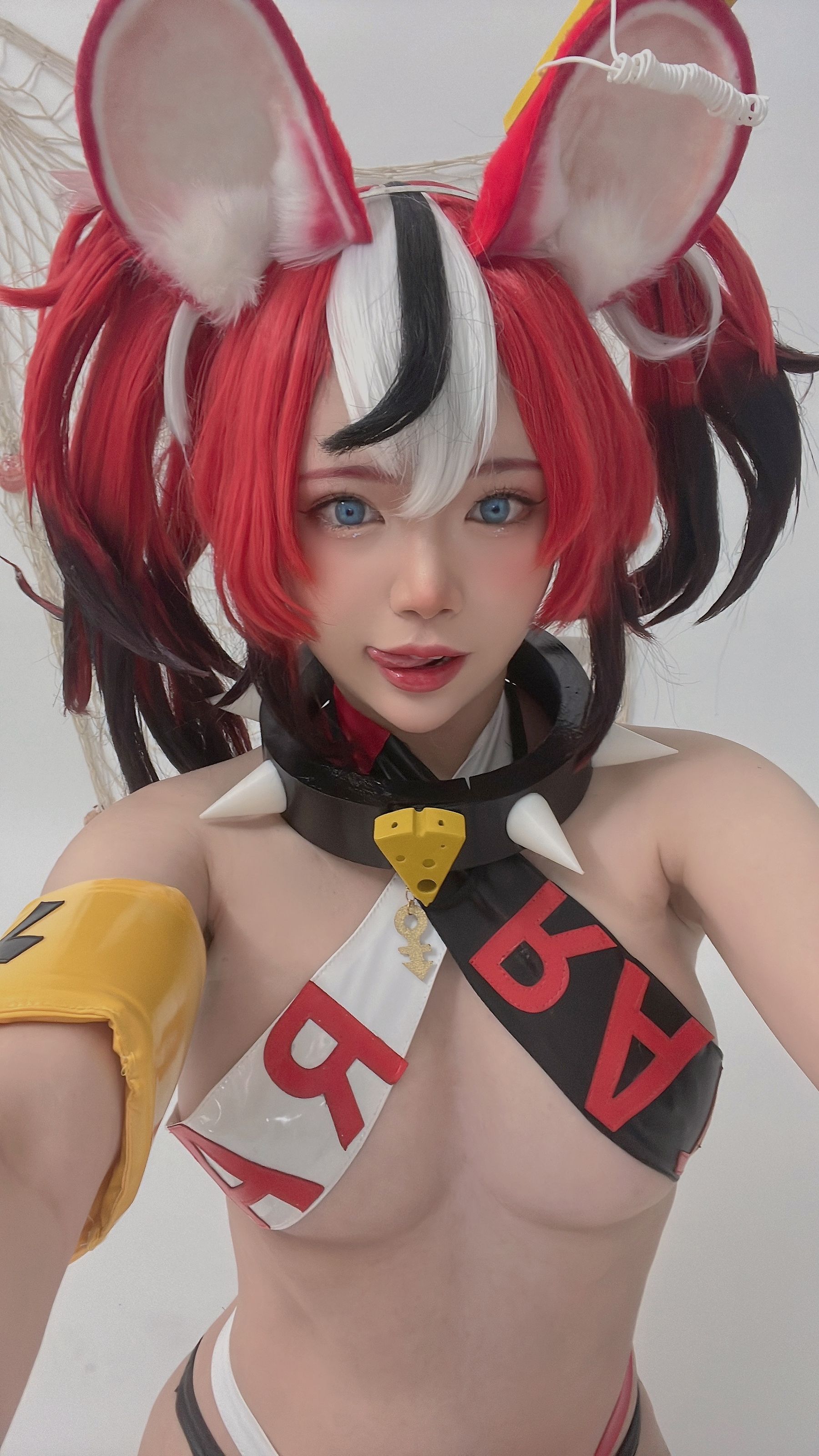 [福利COS] ZinieQ - Hakos Baelz Pole Dancing第12张