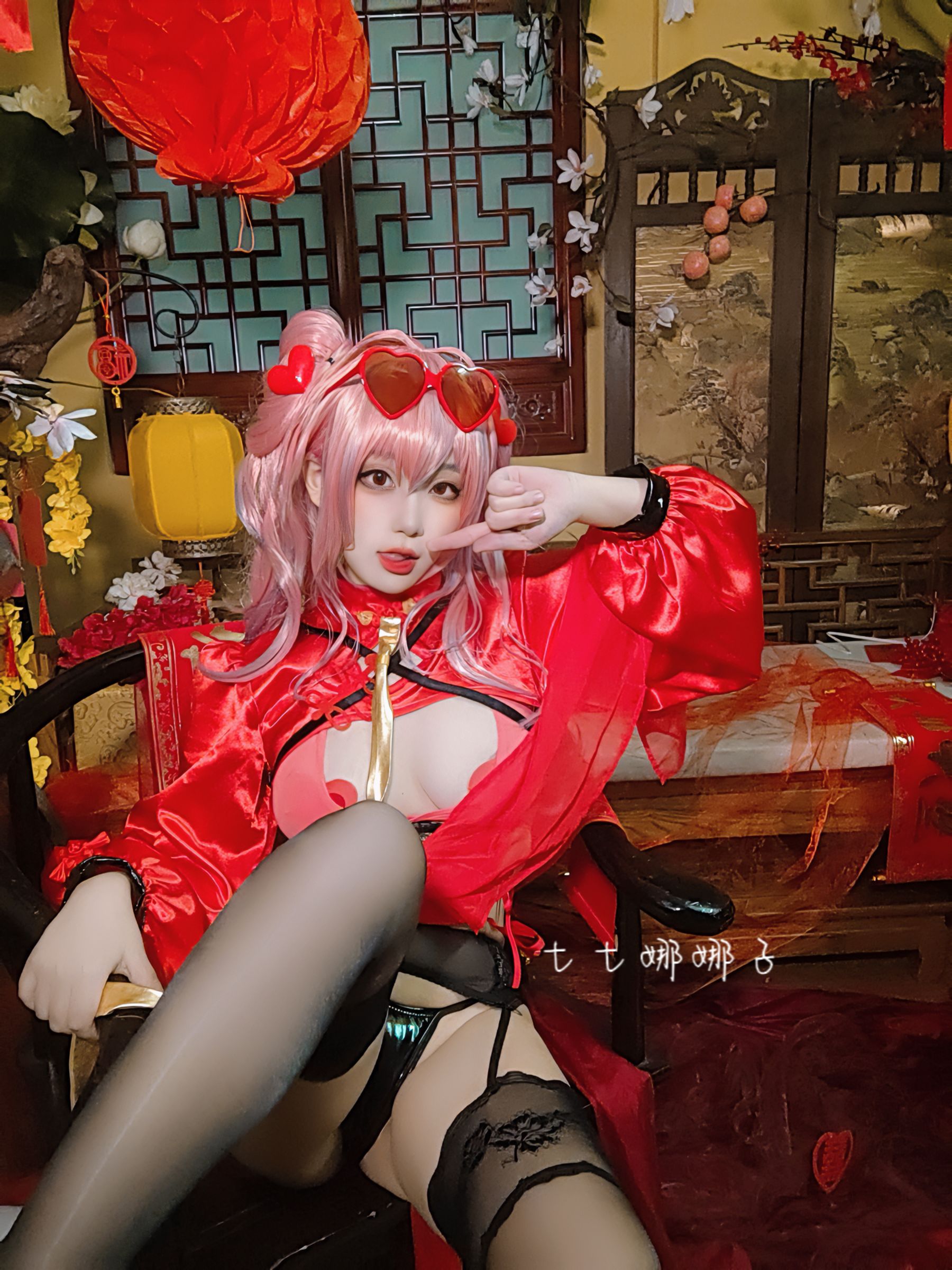 [福利COS] 七七娜娜子 - 布莱默顿新春旗袍第23张