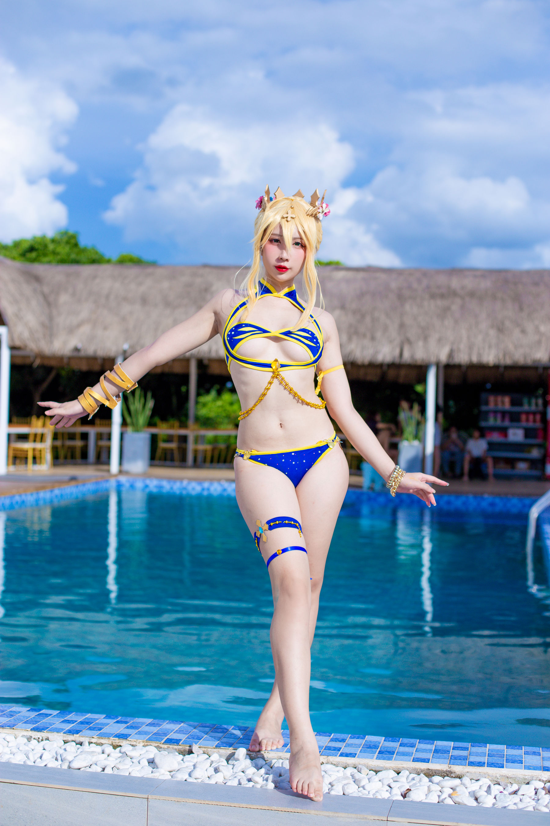 [福利COS] 动漫博主九曲Jean - 白枪呆同人泳装第6张