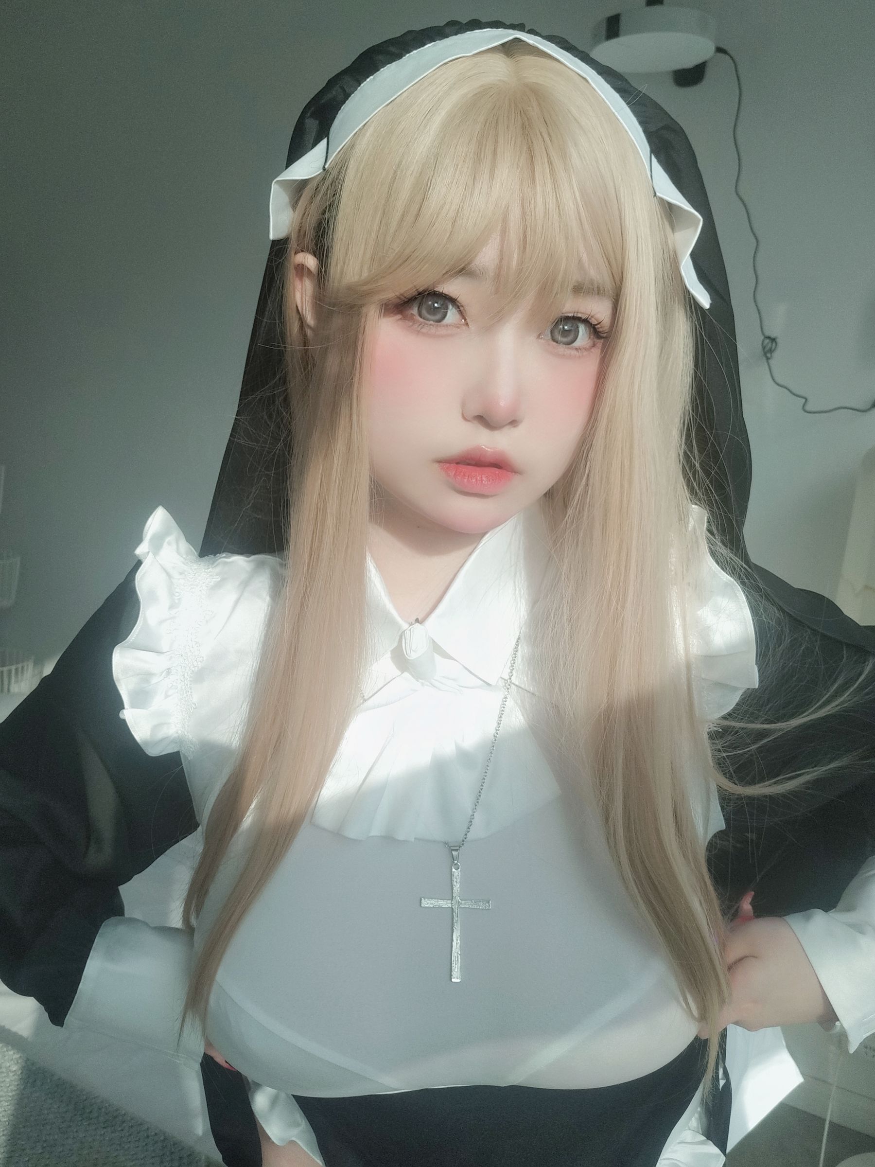 [福利COS] 女主K - 修女第10张