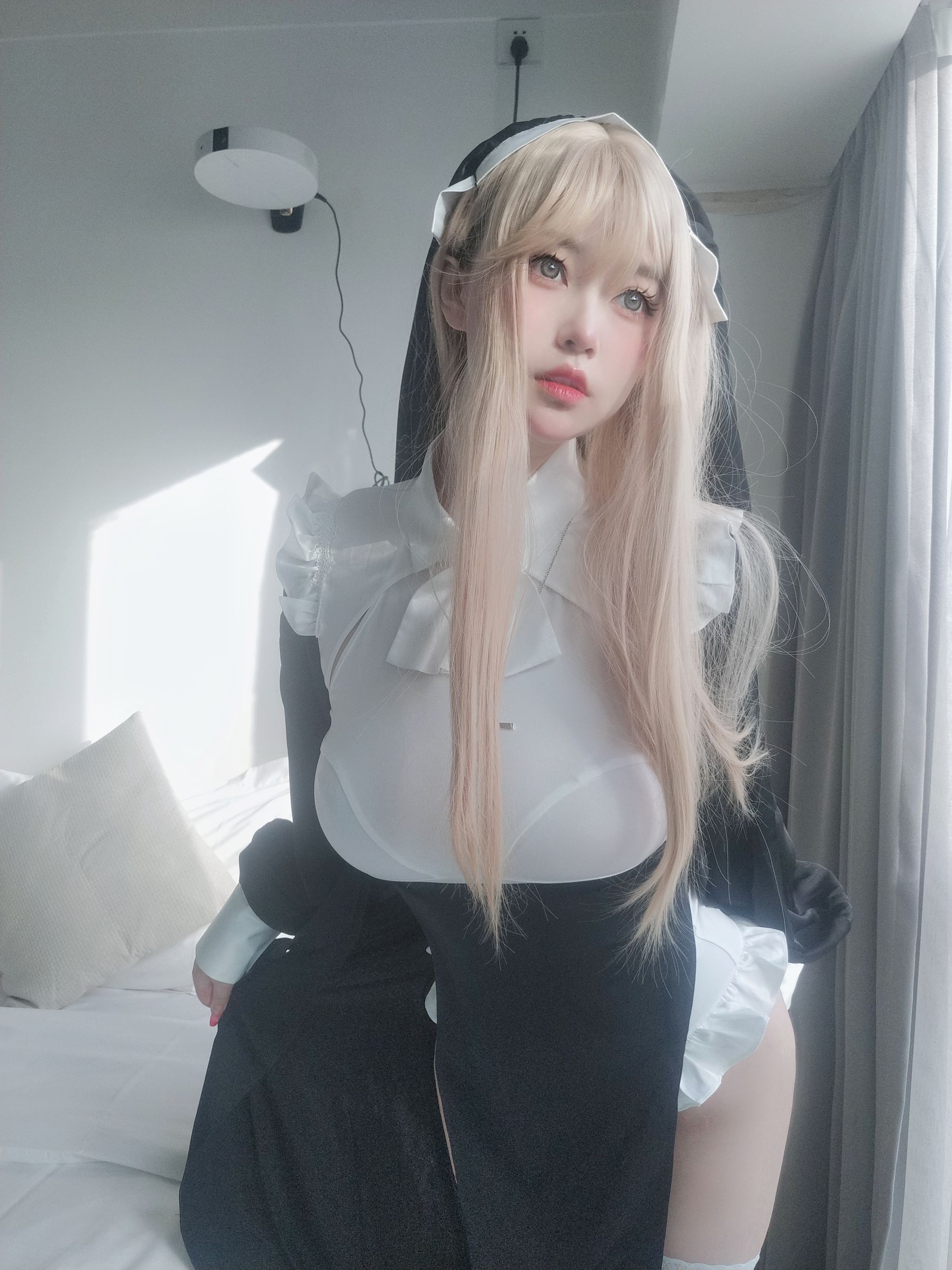 [福利COS] 女主K - 修女第16张