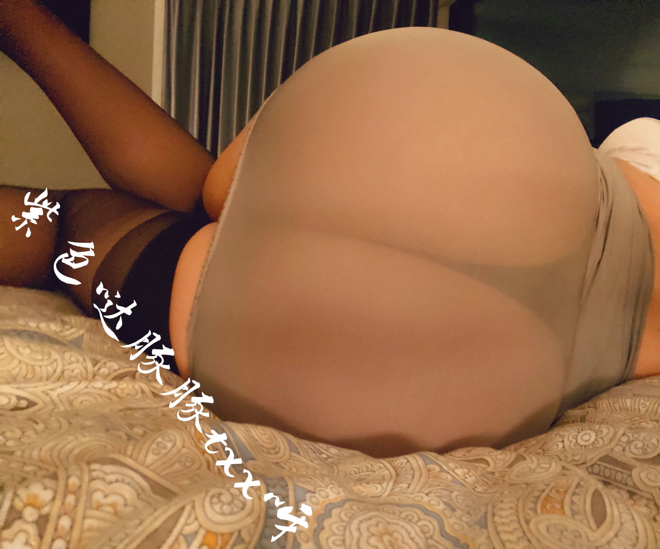 [福利COS] 女主播童小芯 微信朋友圈系列视图合集第20张