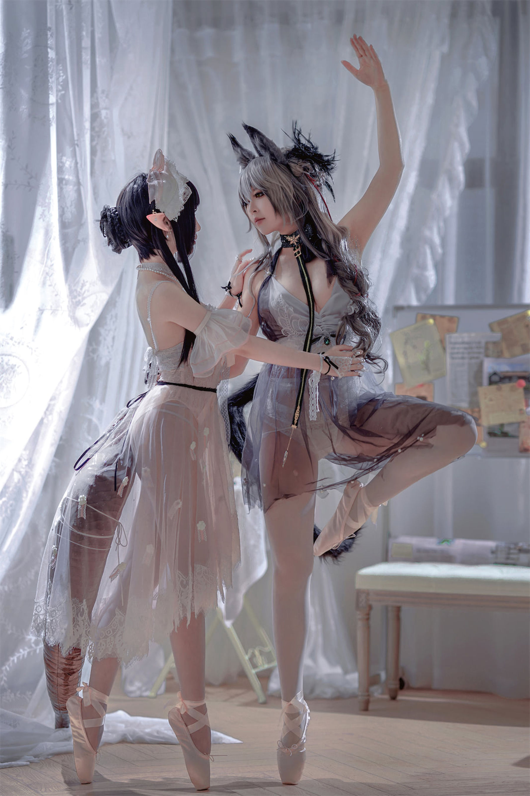 [福利COS] 可爱人气Coser面饼仙儿&amp;amp;半半子 - Arknights 黑x森蚺バレエ第5张