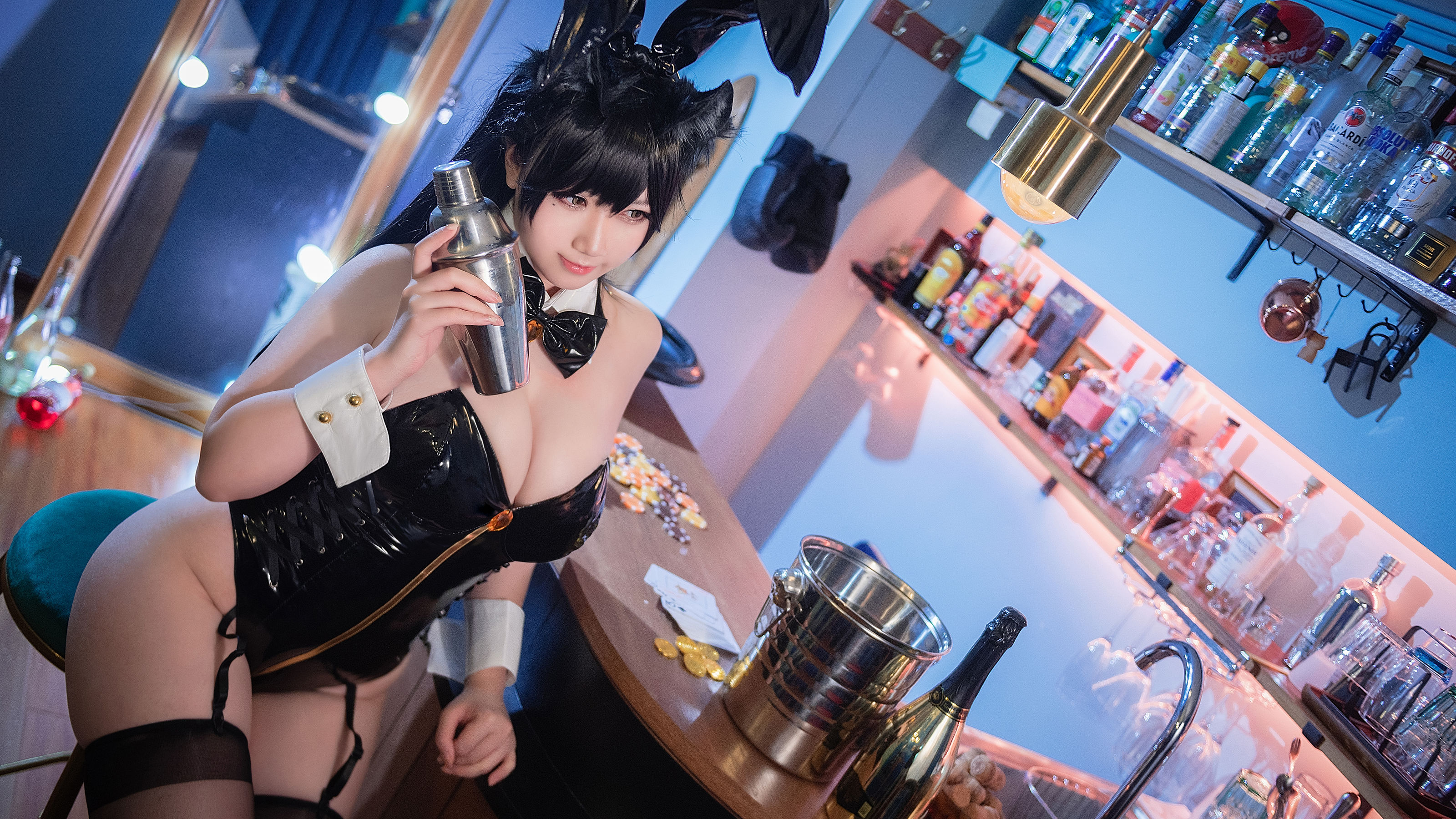 [福利COS] 微肉感萌妹是本末末 - 爱宕兔女郎第5张