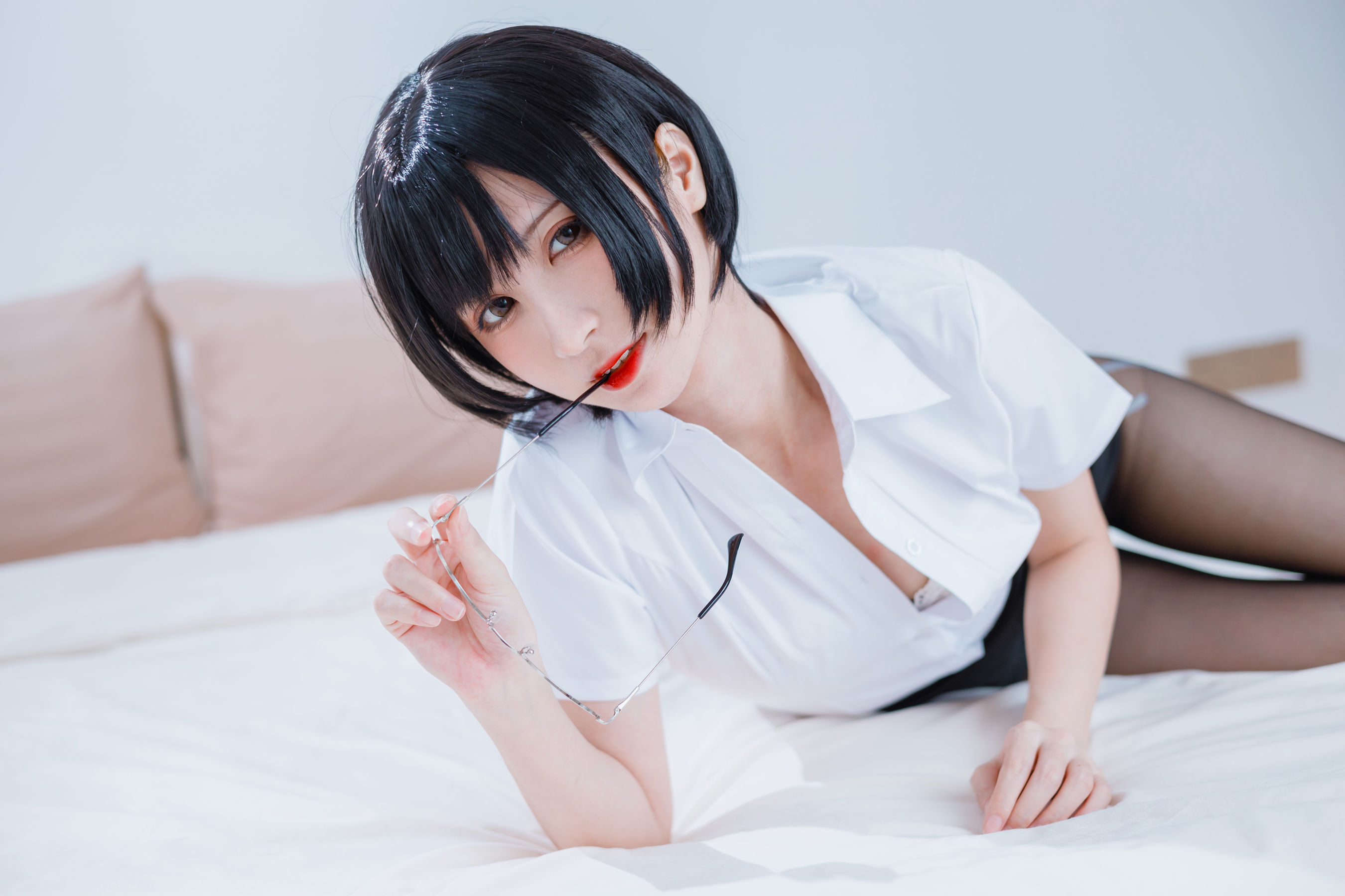 [福利COS] 贝儿酱Miki - OL装第11张