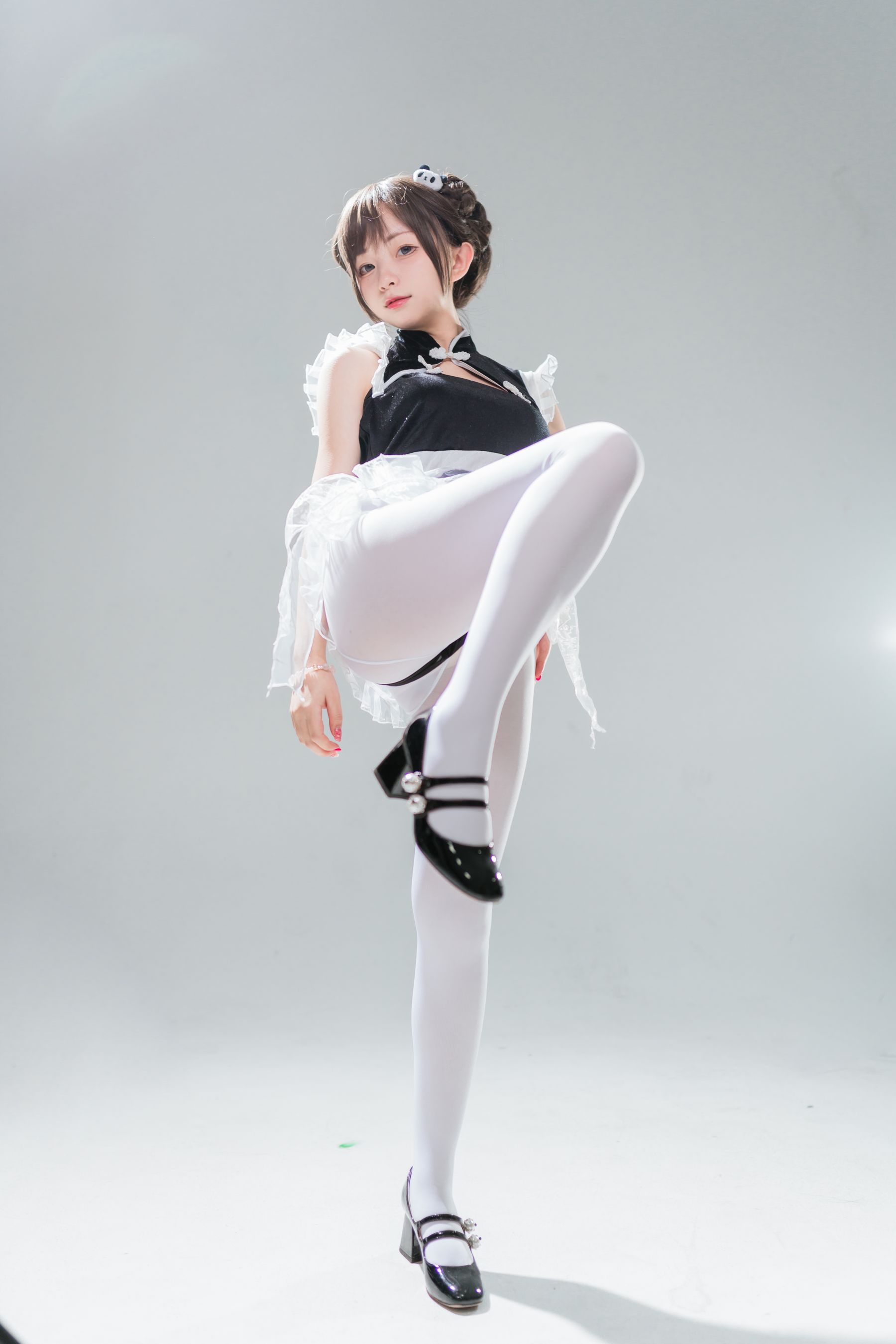 [福利COS] 花铃 - 小熊猫女仆第8张