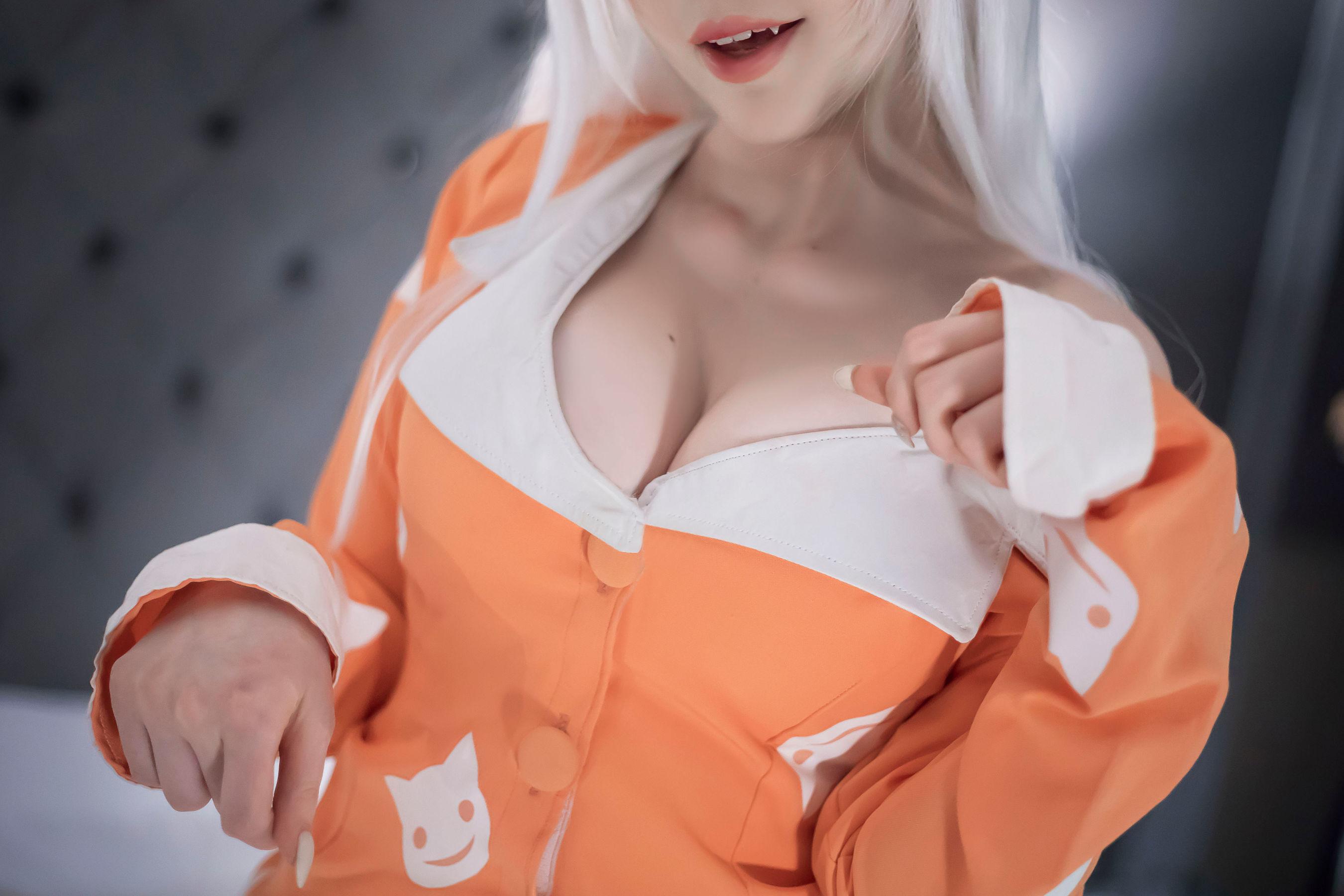 [COS福利] 国外美女SayaTheFox - 白毛狐狸第5张