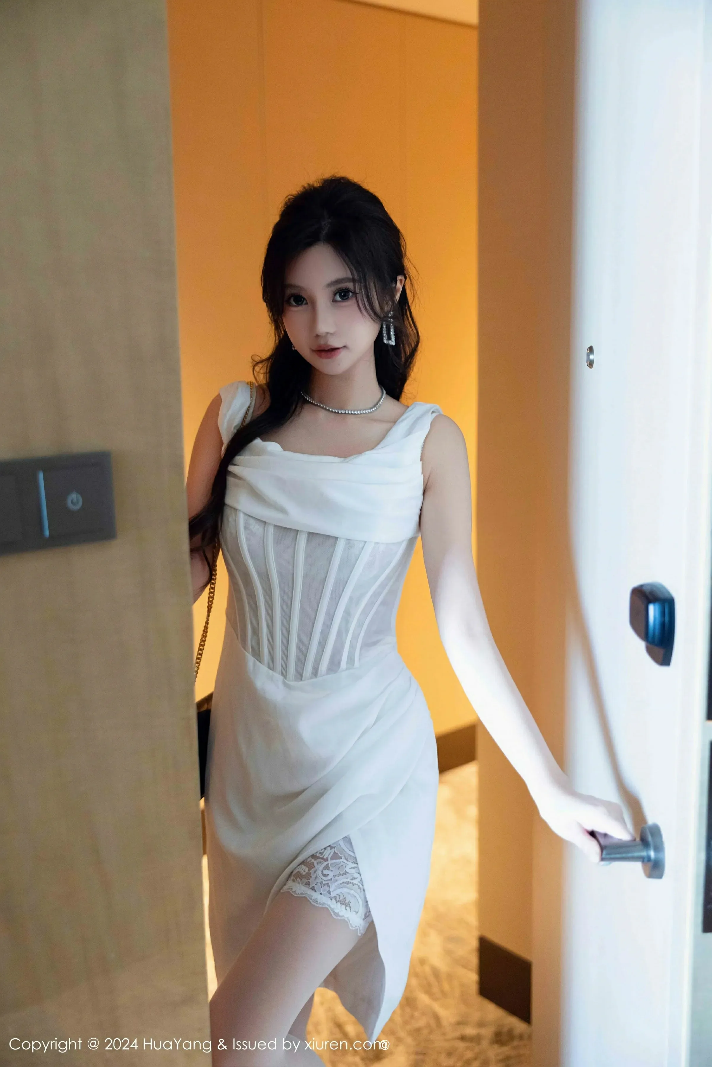  HuaYang花漾 VOL.612 绮里嘉ula [86P]第3张