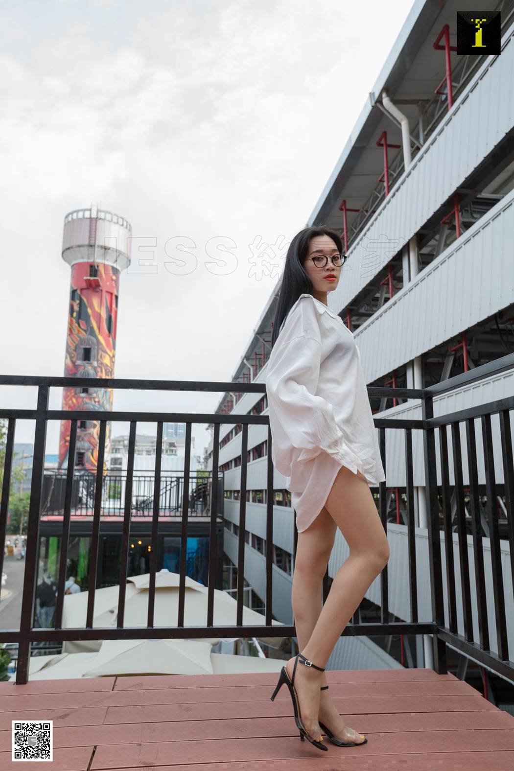 [IESS异思趣向] 2019.07.22 丝享家533：可乐《男友衬衫里的温柔》 在现浏览第9张