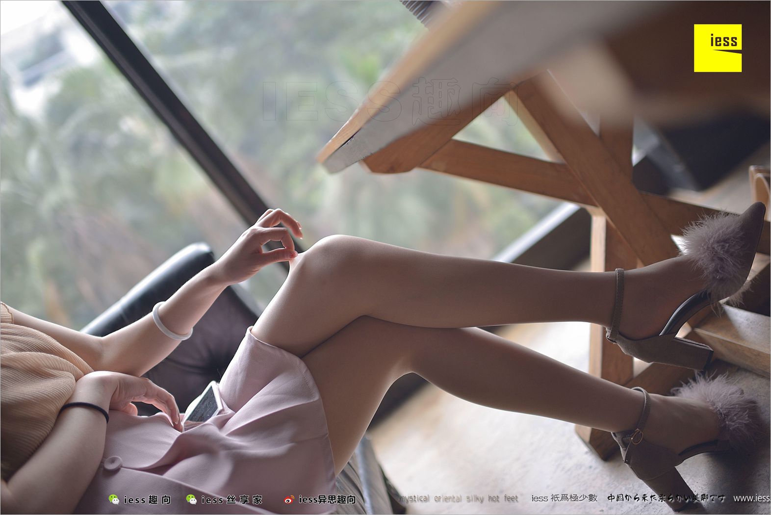 [IESS异思趣向] 2018.04.21 丝族便当220：《丝族亲善大使——九妹》九妹（苗族） 在现浏览第6张