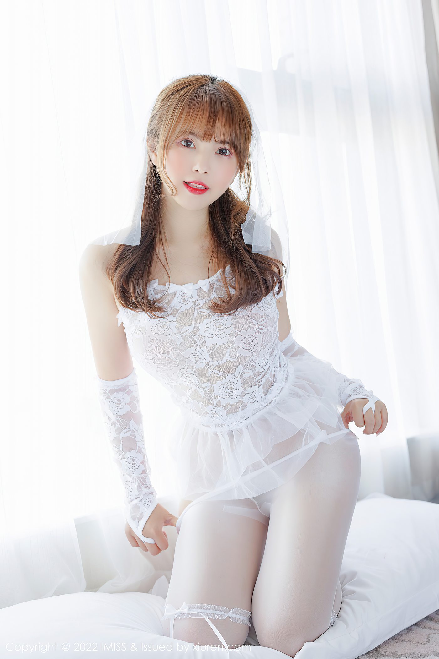 [IMISS爱蜜社] 2022.04.01 VOL.674 张思允Nice 婚纱丝袜[54P]第9张