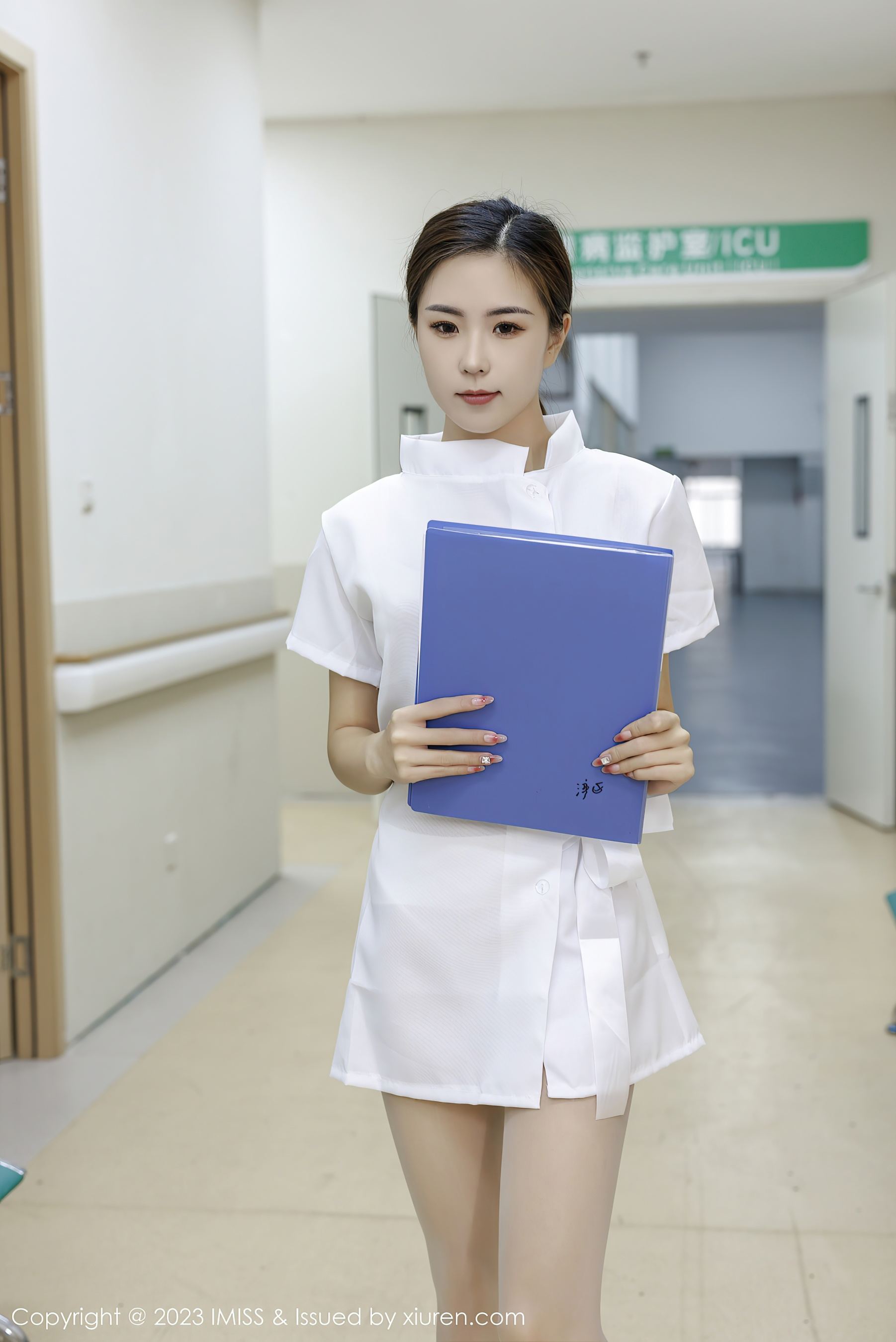  爱蜜社 VOL.726 杨紫嫣candy 护士服美腿第2张