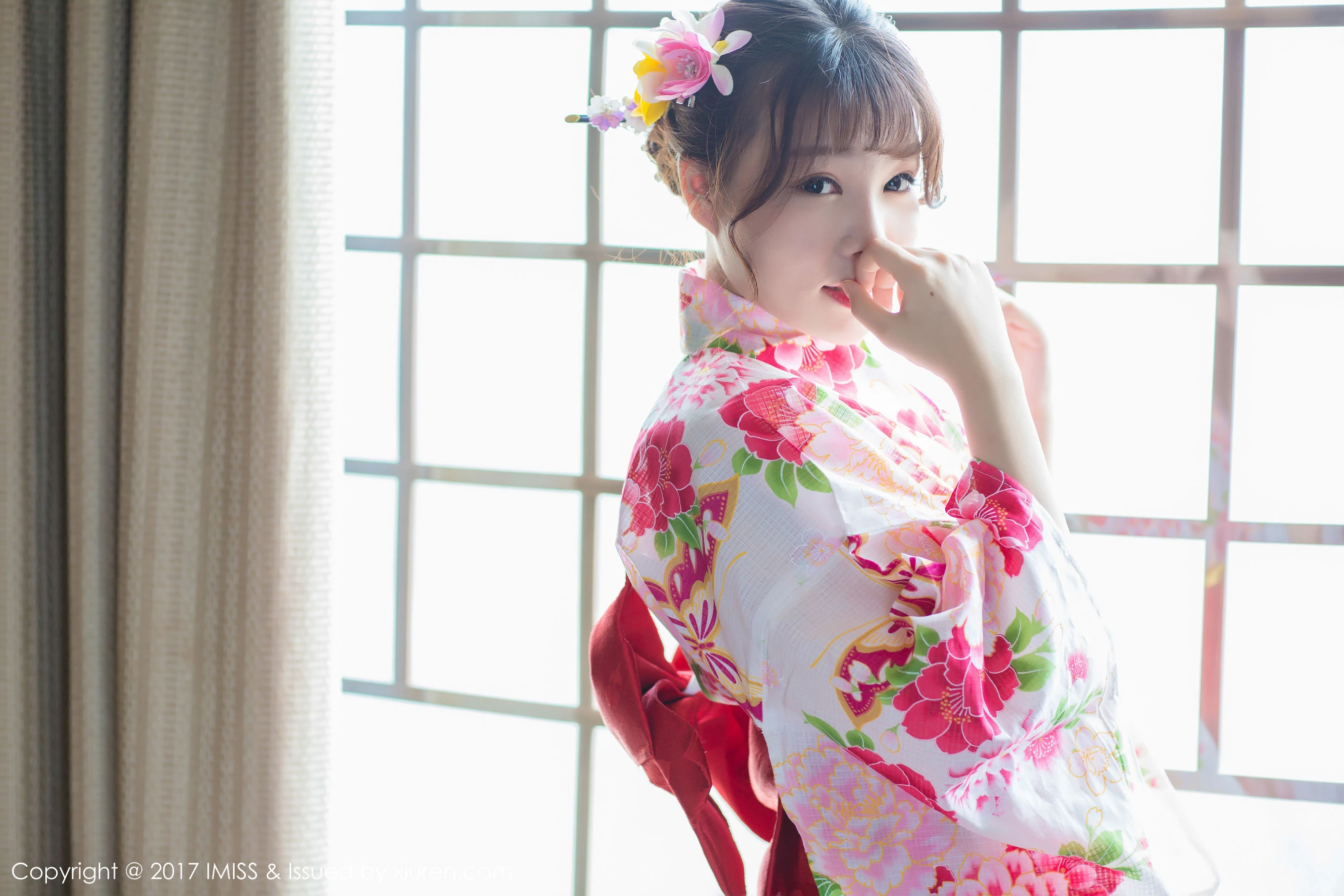  芝芝Booty《日系和服+迷你比基尼》 爱蜜社 VOL.170第2张