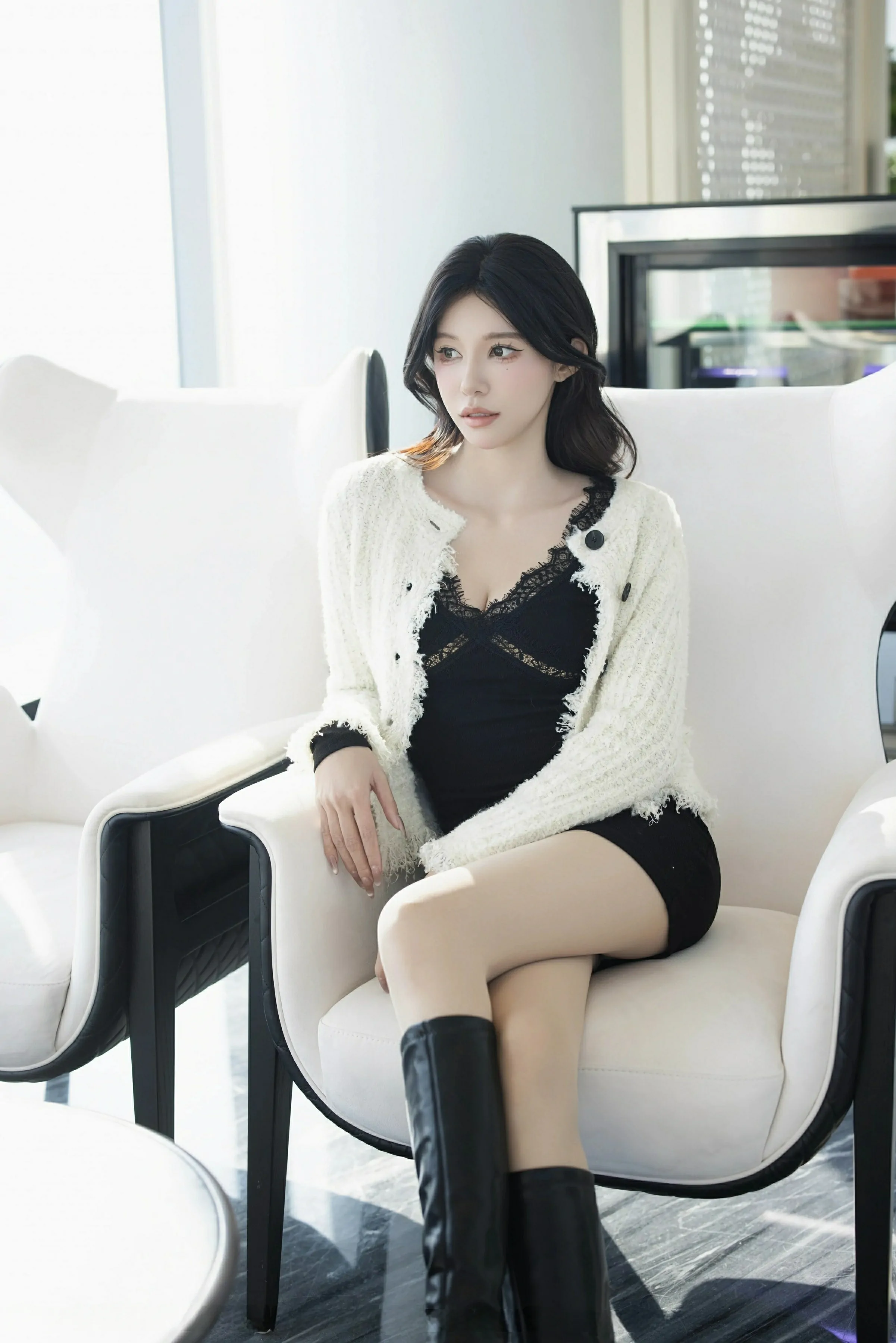  爱蜜社 VOL.780 泥鳅鳅 [51P]第1张