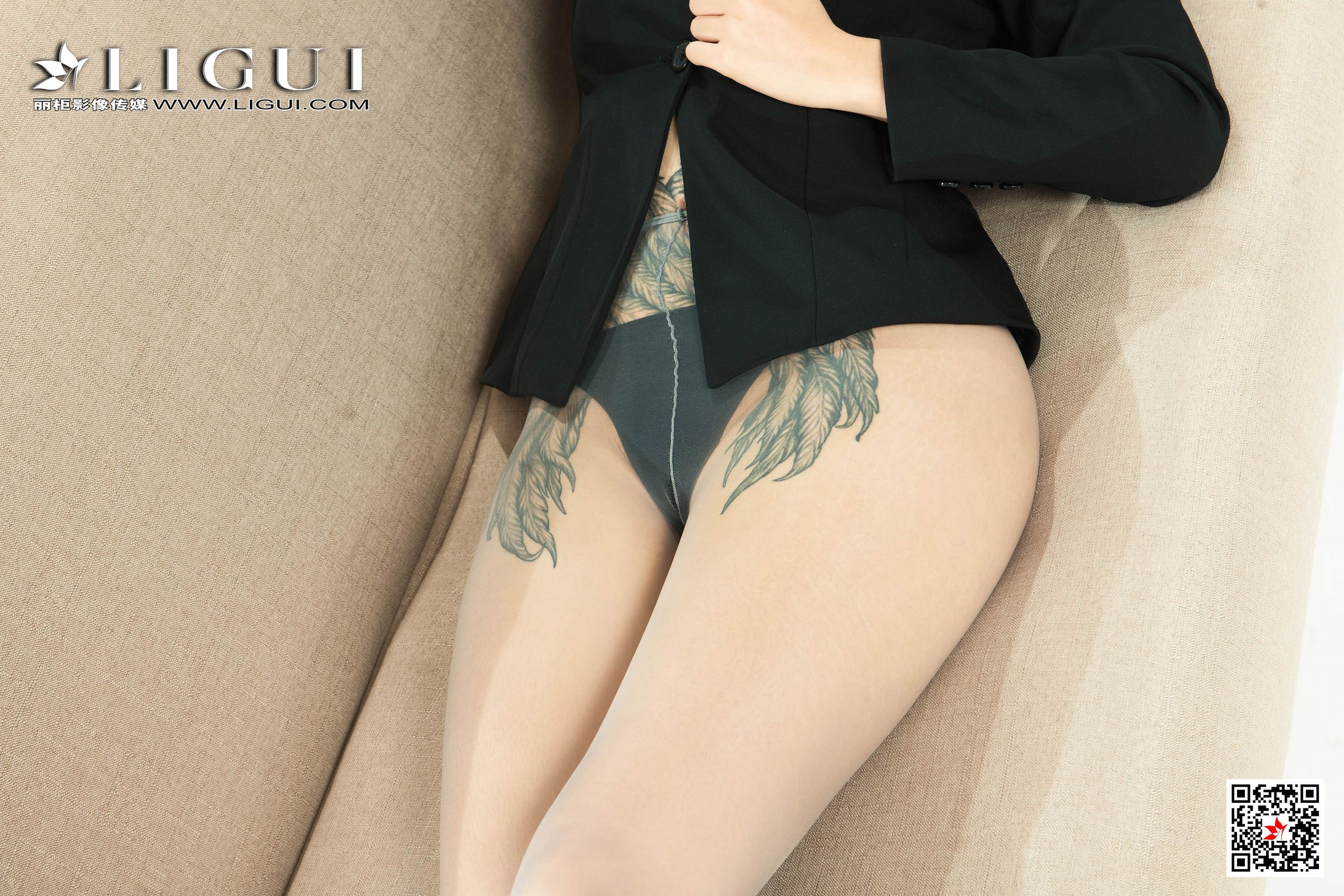 [丽柜Ligui] 网络丽人 Model 潘朵拉 《肉丝OL丝足》 写真集第16张