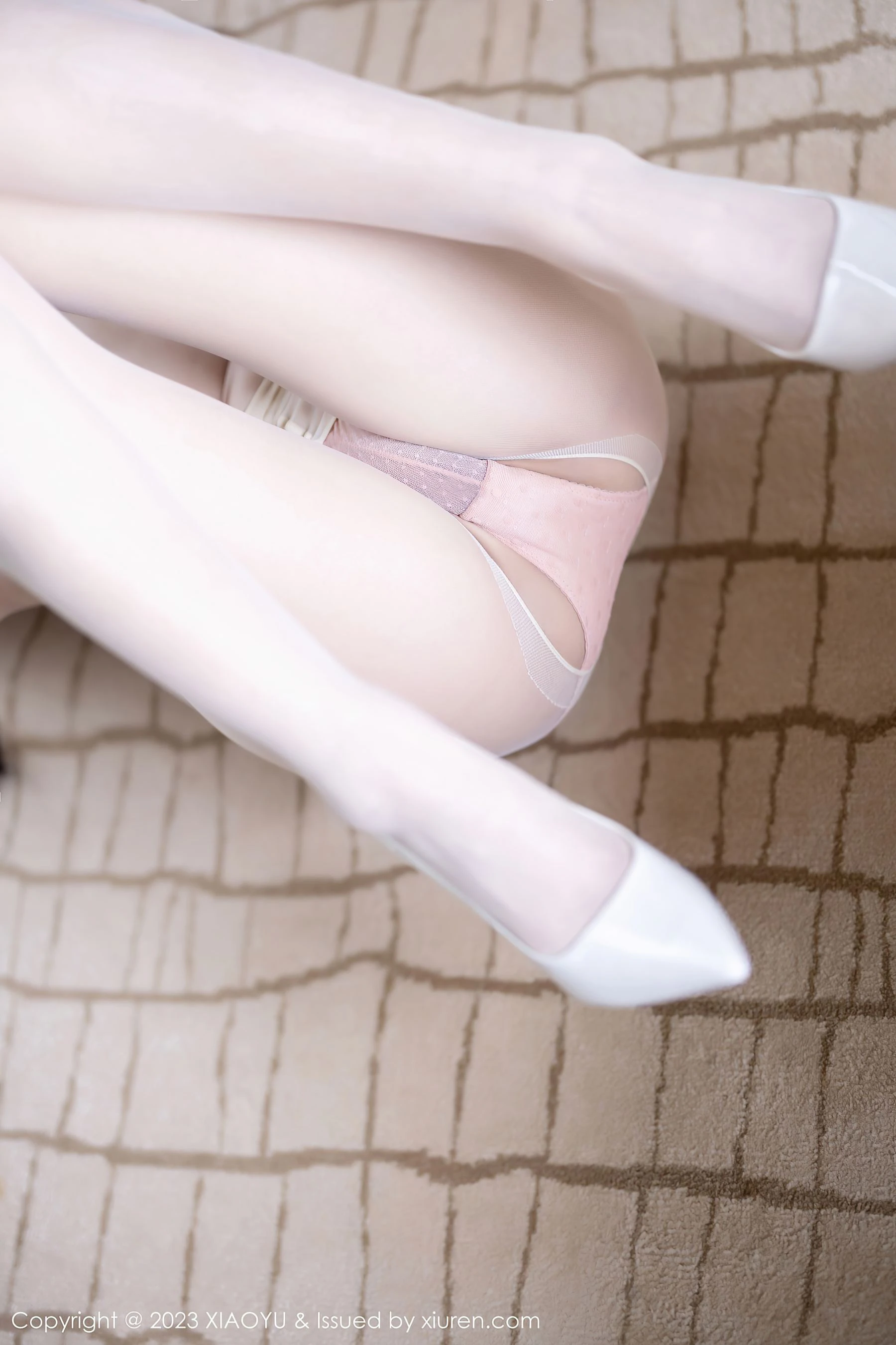  语画界 VOL.1025 王馨瑶yanni 短裙美臀第11张