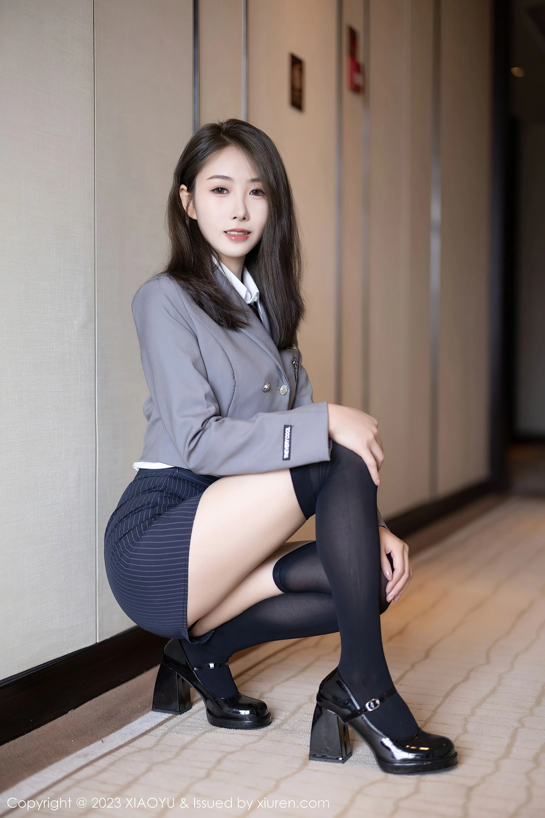  语画界 VOL.1027 苏苏阿 短裙美腿第25张