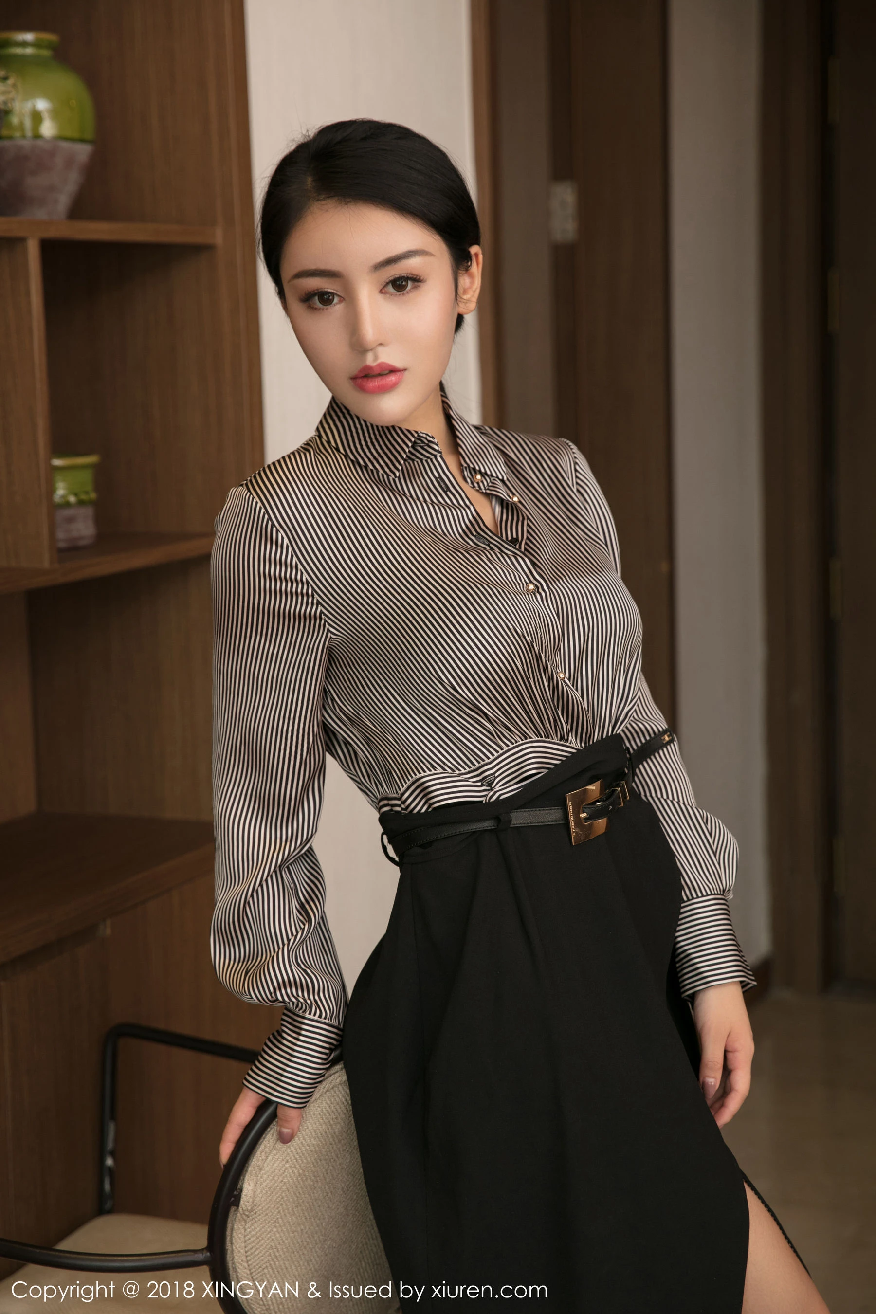  陆梓琪《透视装+OL女秘书》 星颜社 Vol.020第16张