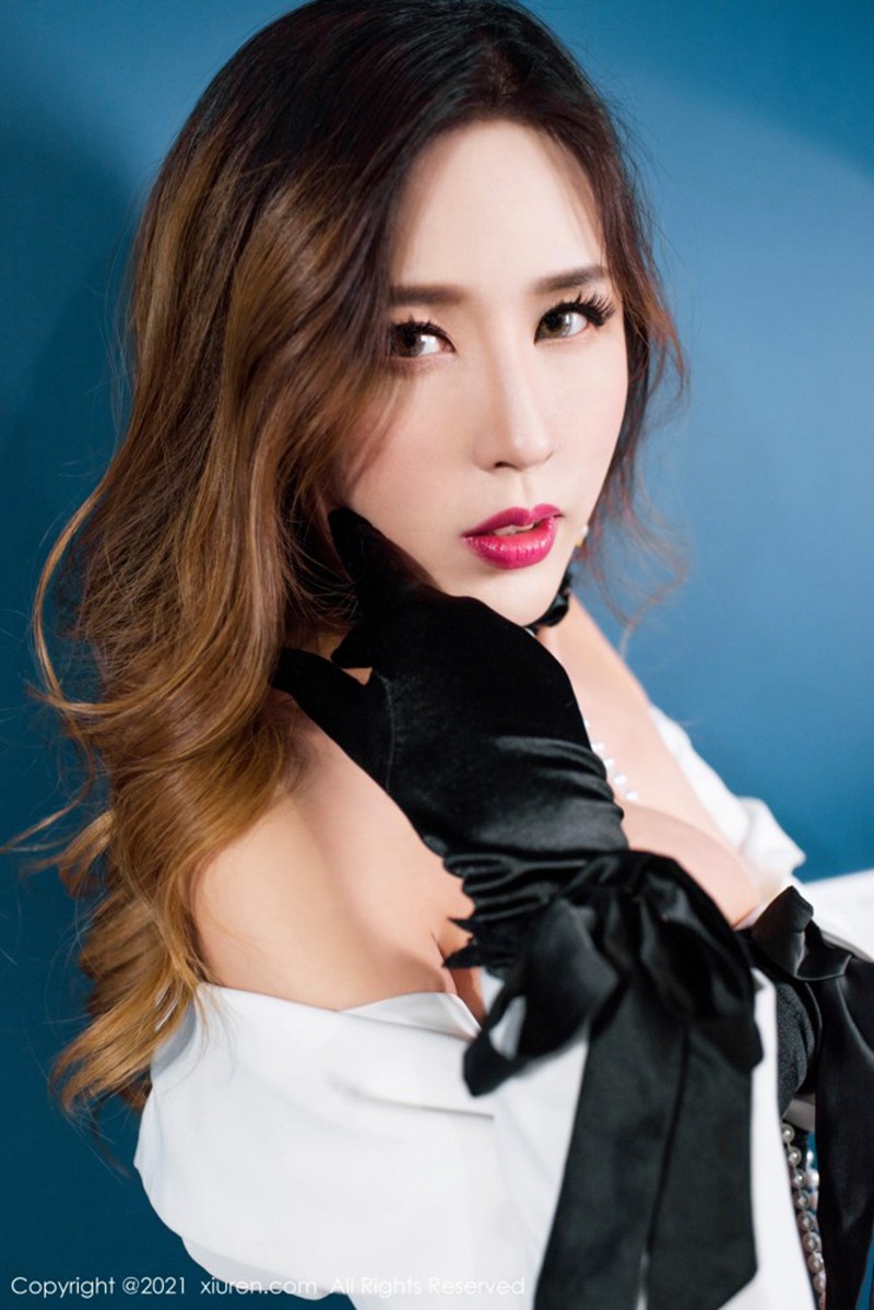 [XiuRen秀人网] 2021.03.11 No.3189 Isabelle贵贵第1张