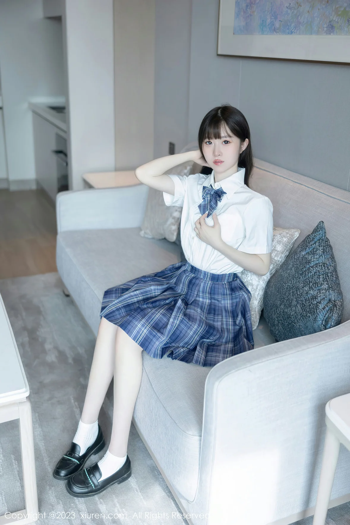  XiuRen 秀人 No.6993 林悠悠 jk短裙首套写真 [104P]第4张