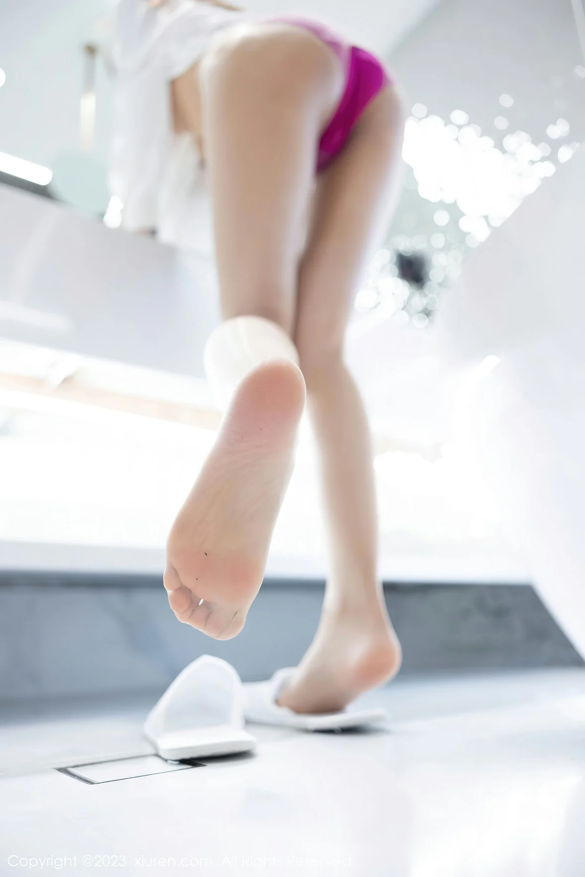  秀人网 No.7358 绮里嘉ula 村衣丝袜性感写真 [114P]第19张