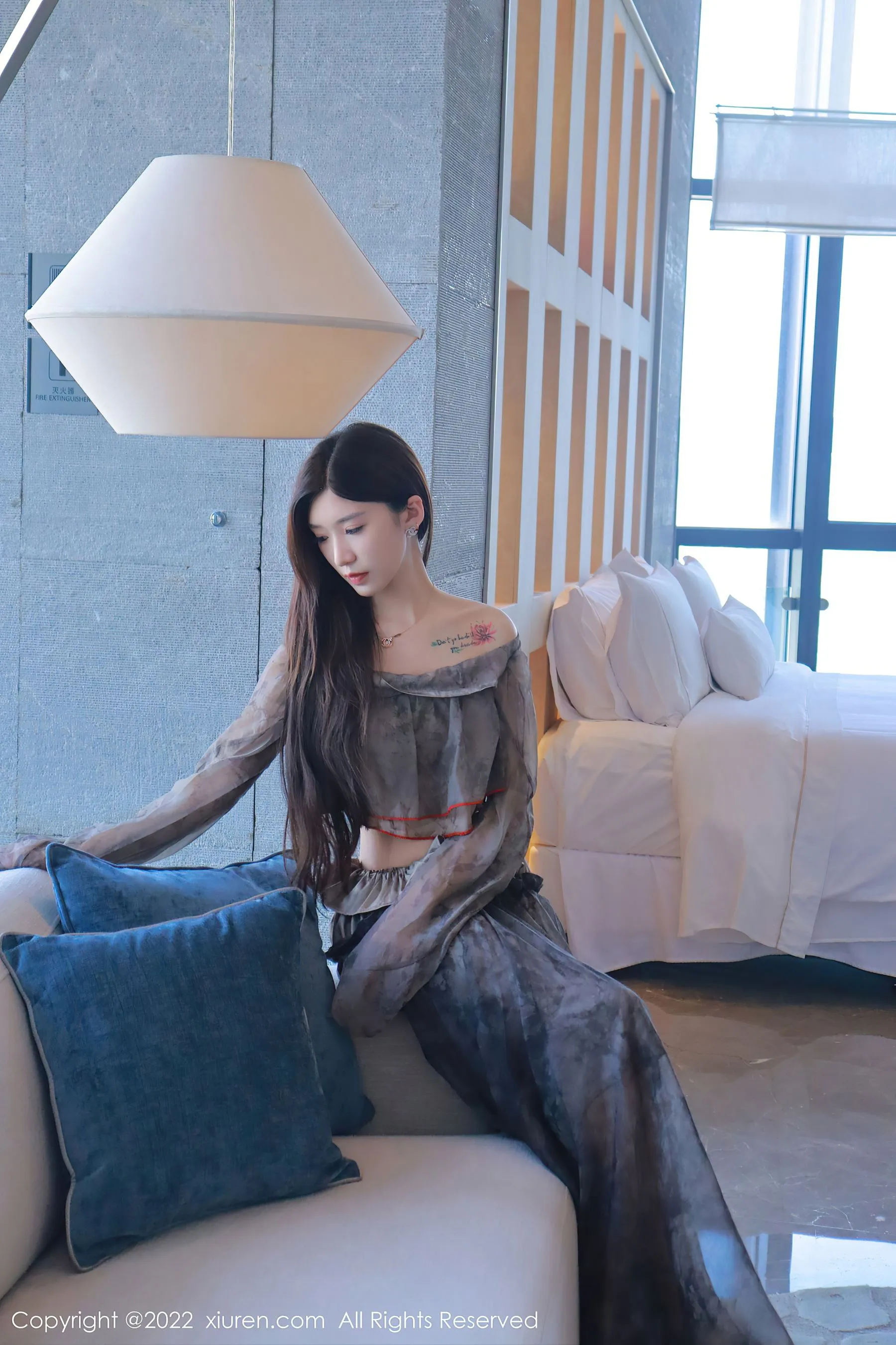  秀人网 No.5857 Hebe韩心雨第15张