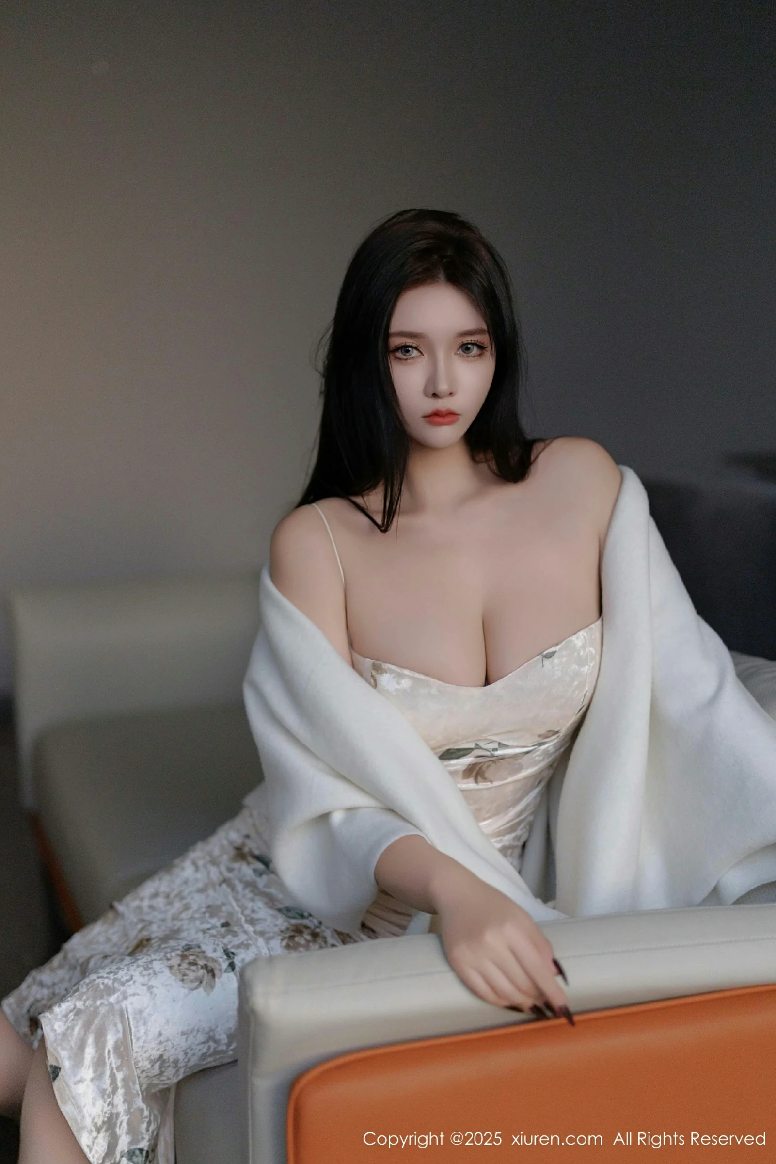  XiuRen 秀人 No.9899 娜比 [81P]第1张