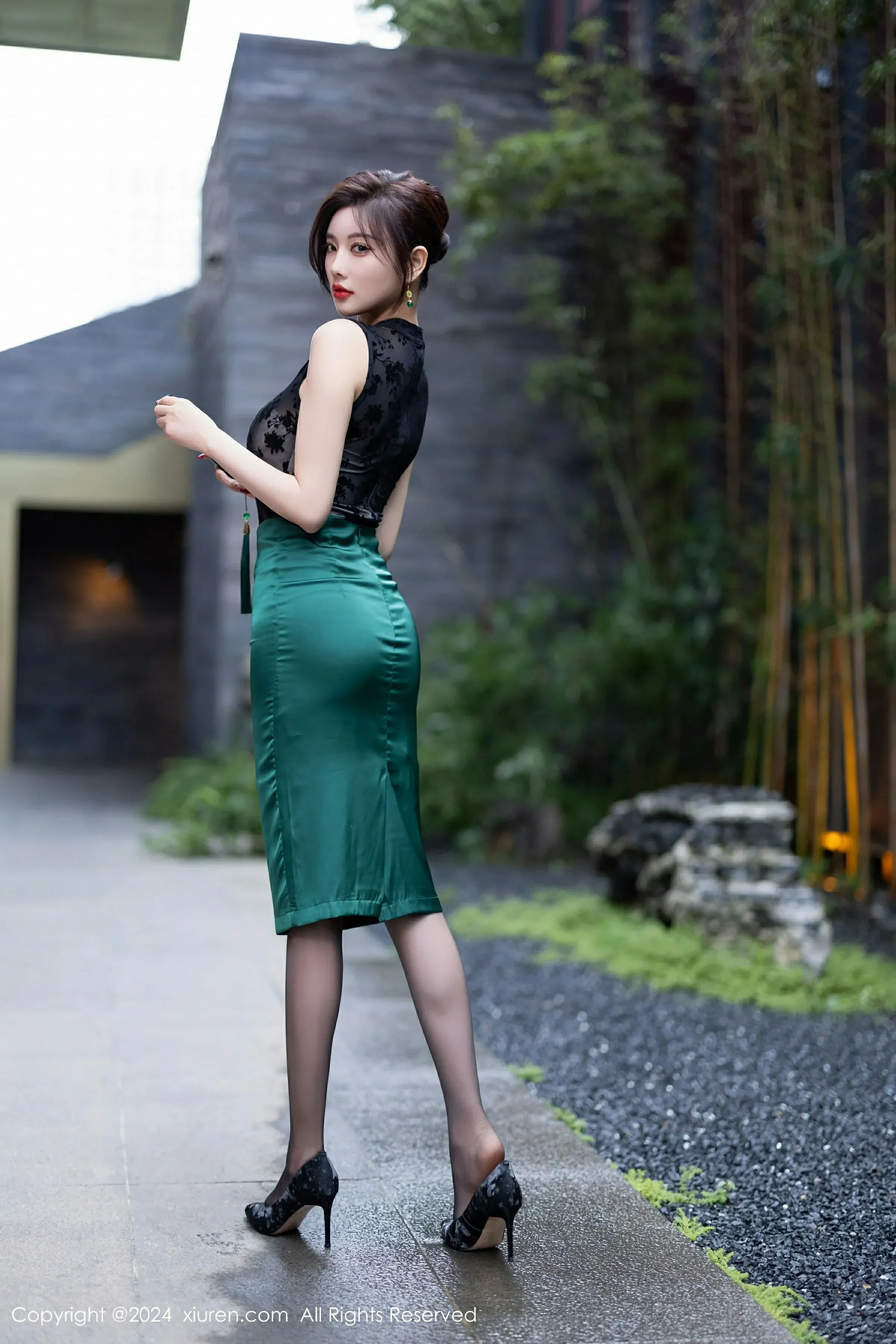  XiuRen 秀人 No.9384 杨晨晨Yome [80P]第1张