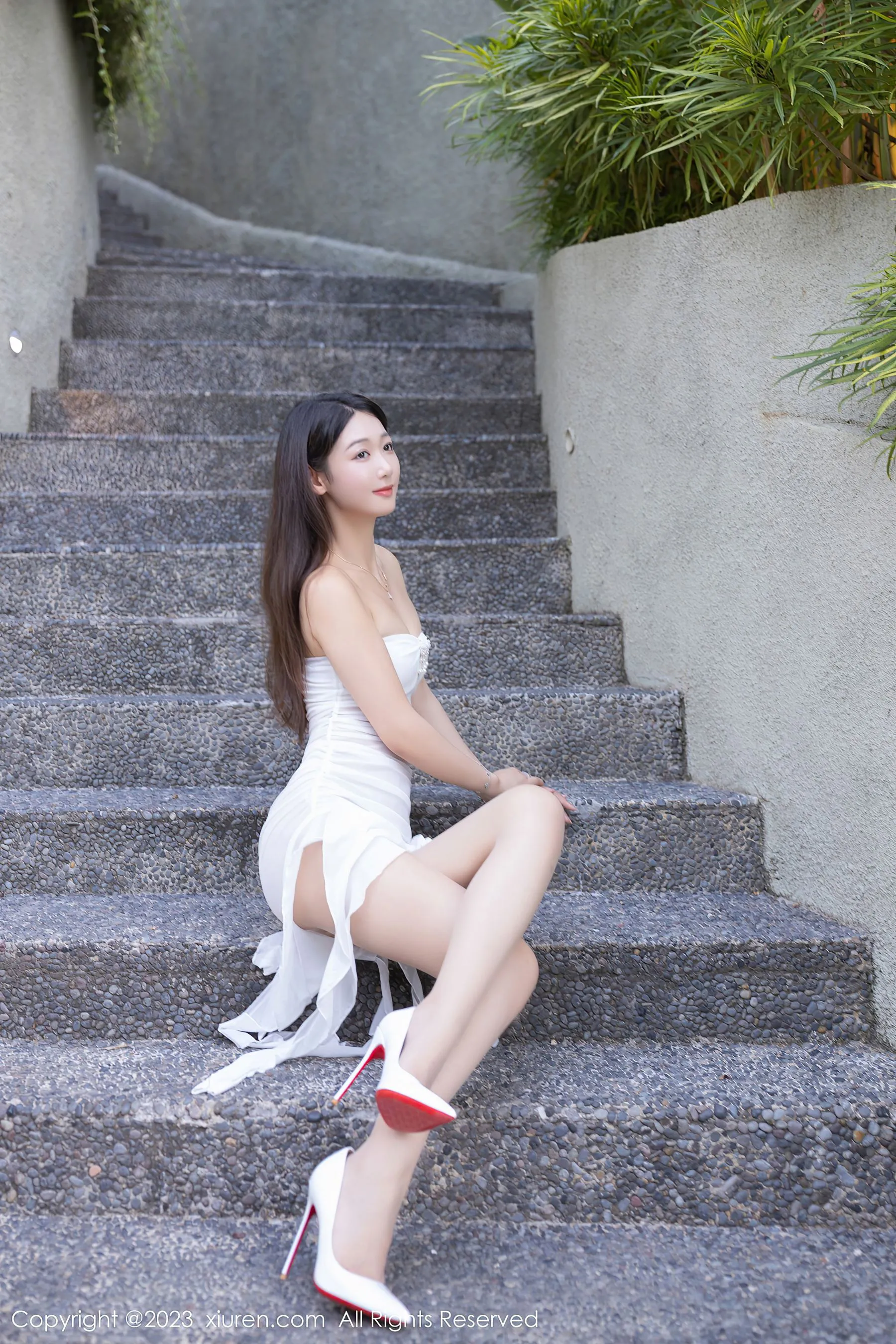  秀人网 No.6780 唐安琪 长裙美腿第6张