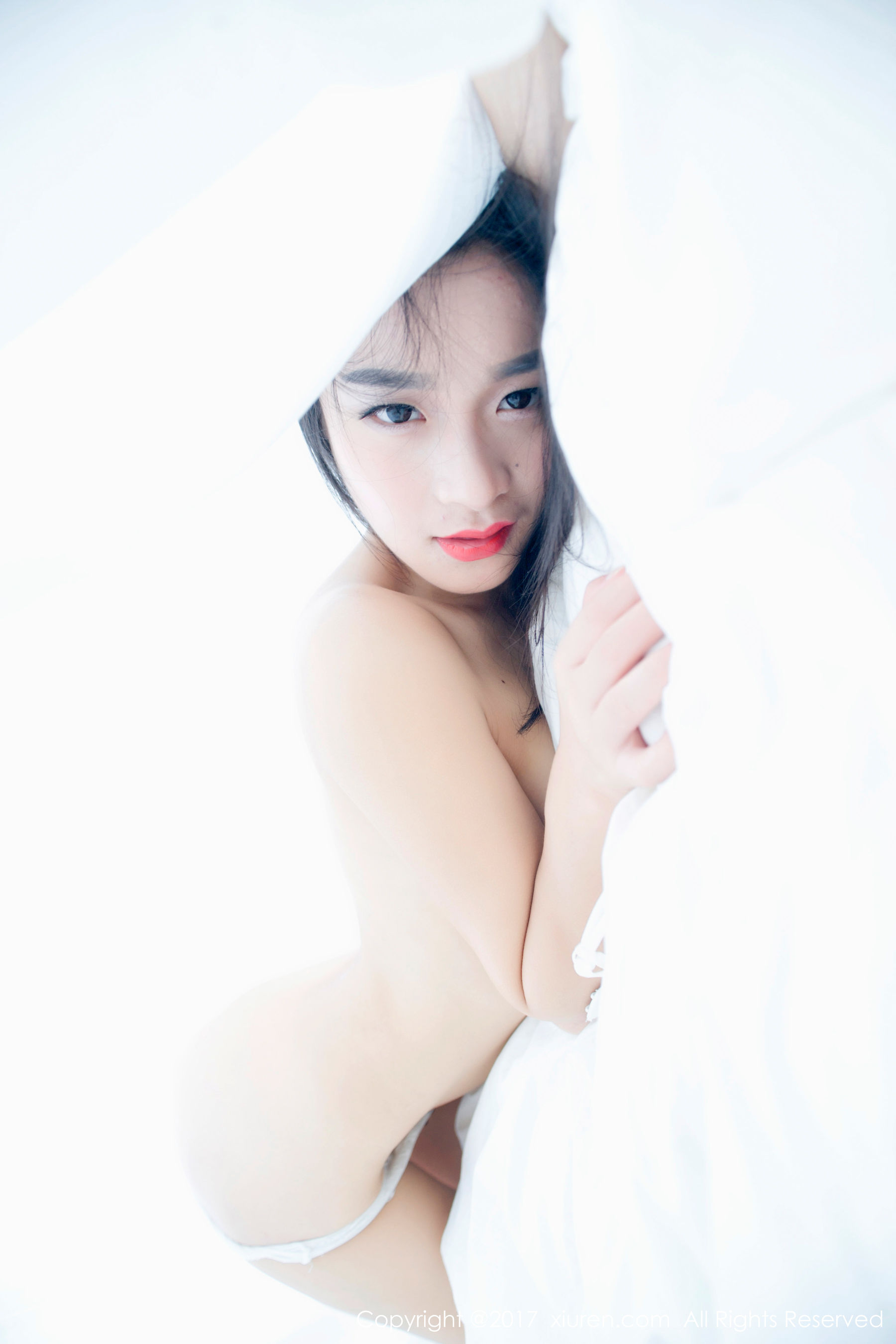  绮梦Cherish《齐逼牛仔裤+翘臀+床单诱惑》 秀人 NO.883第14张