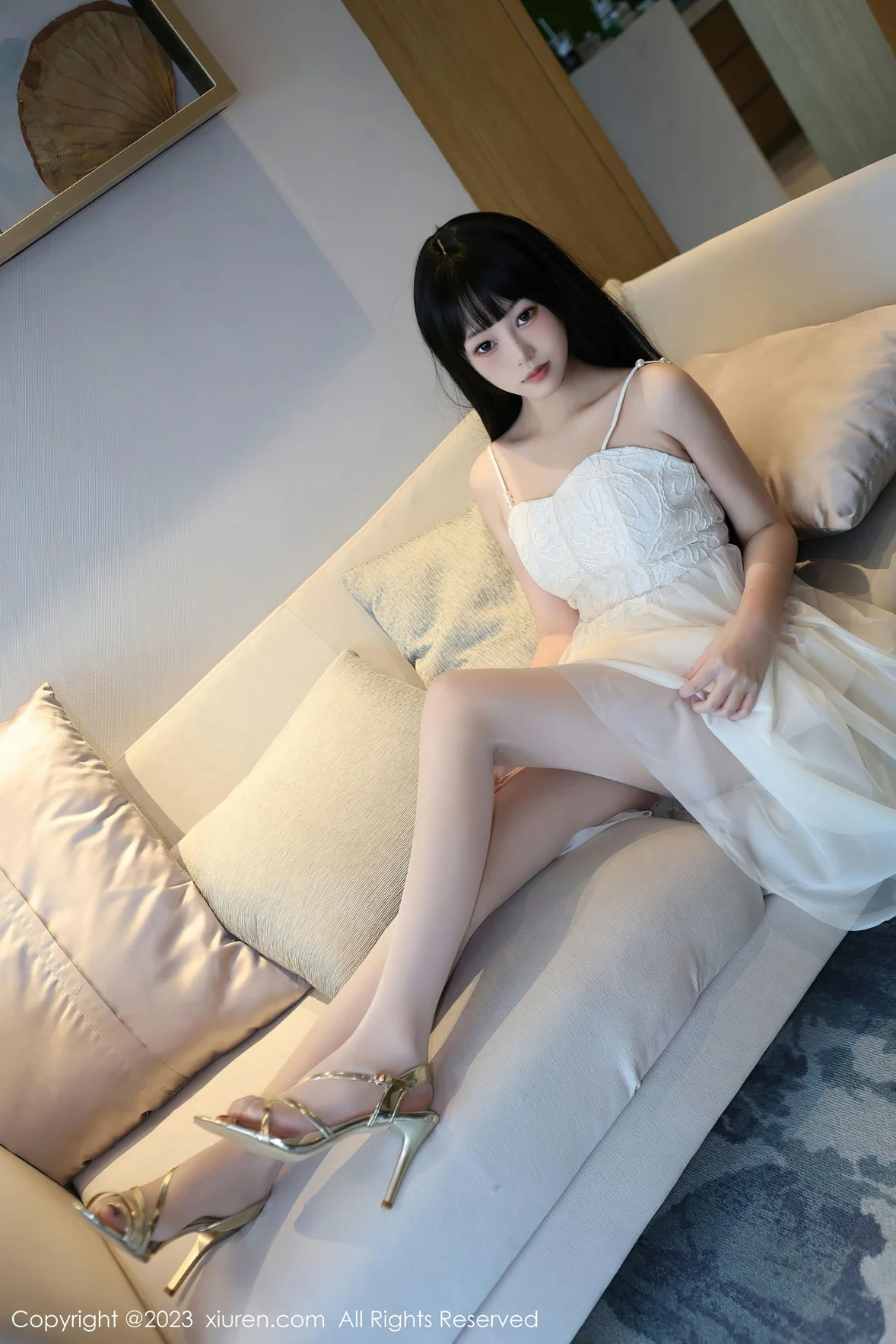  XiuRen 秀人 No.6828 早川京子 连衣长裙性感写真 [80P]第4张