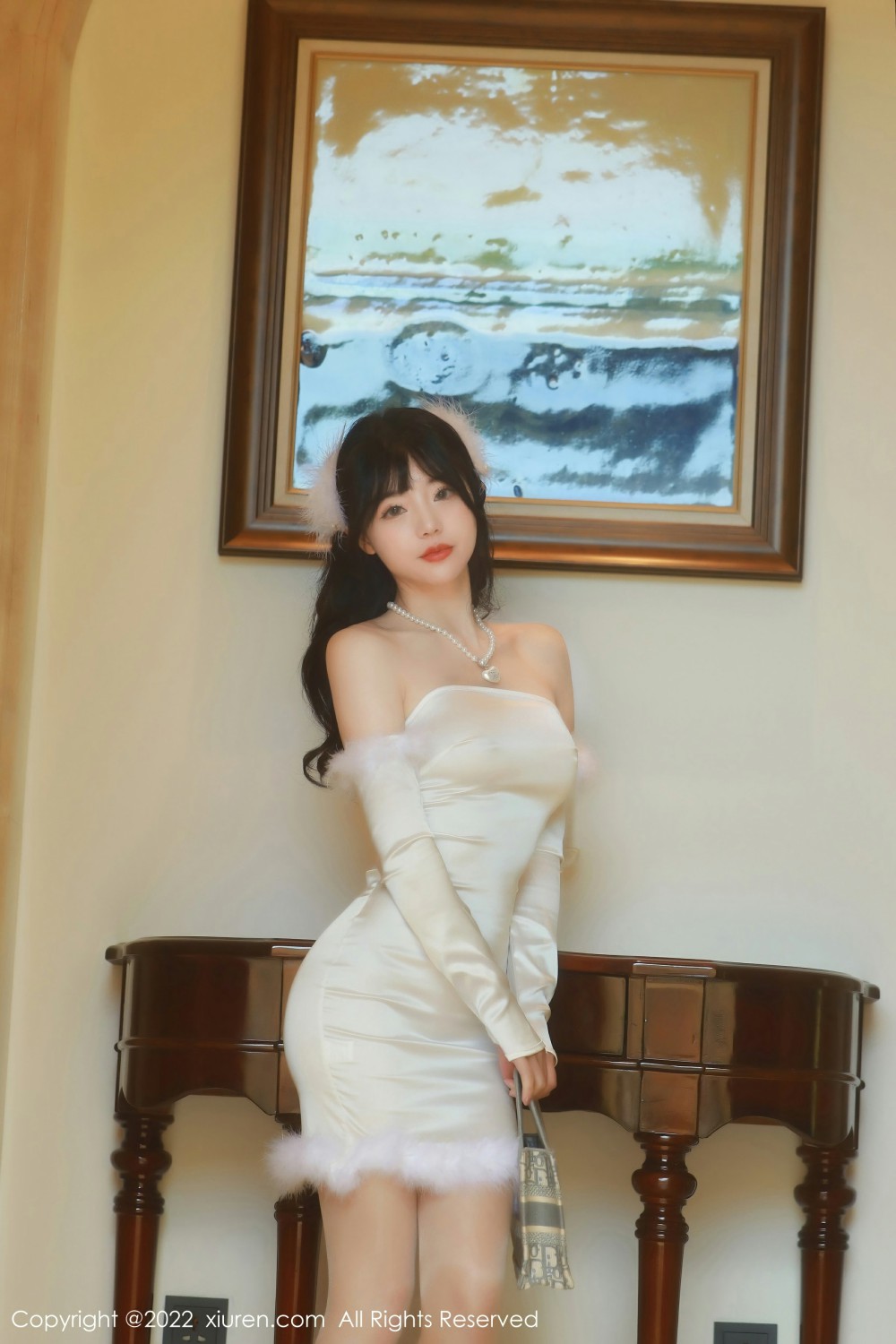 [XiuRen秀人网] 2022.02.28 No.4645 佘贝拉bella 米色连衣裙第4张