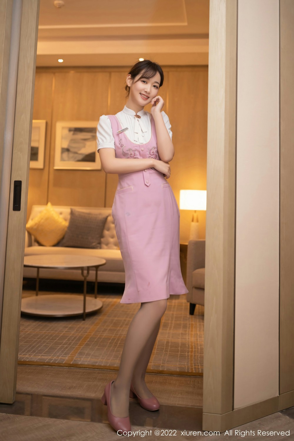 [XiuRen秀人网] 2022.02.28 No.4647 唐安琪 空姐写真第2张