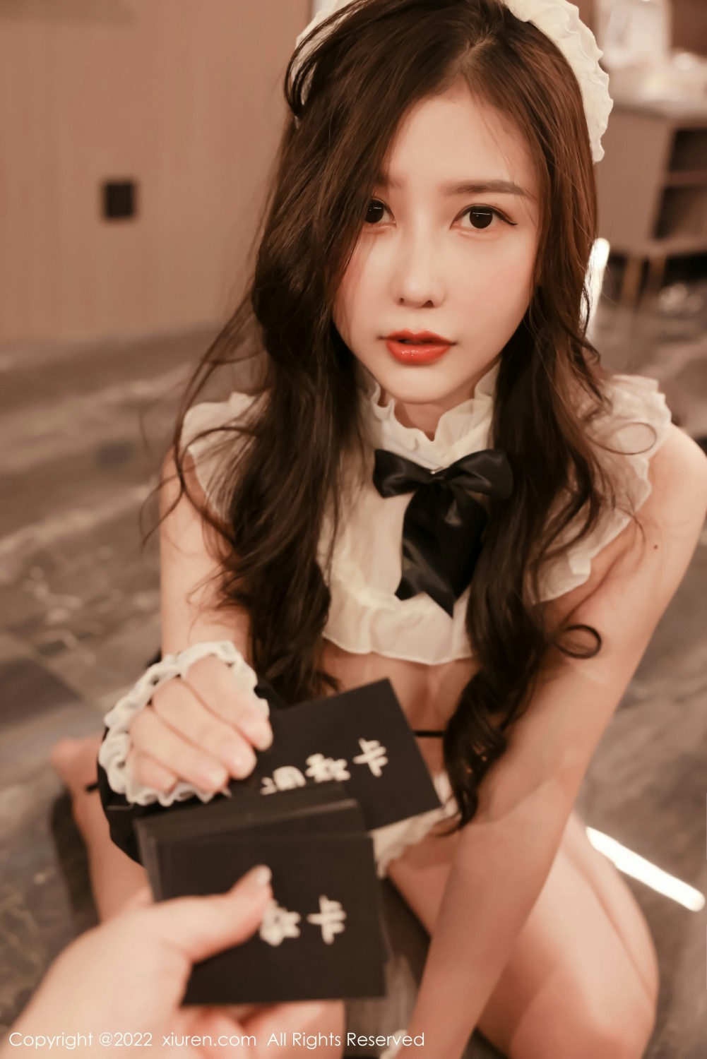 [XiuRen秀人网] 2022.03.01 No.4650 尹甜甜 性感女仆装第2张