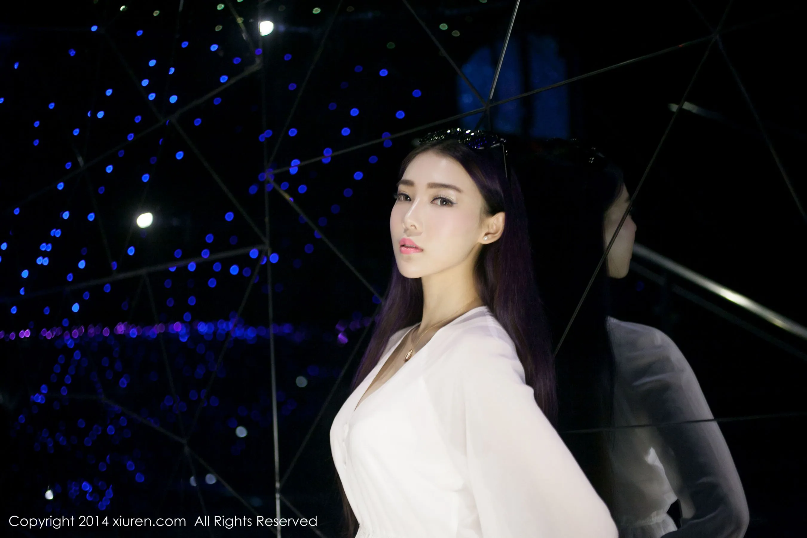  夢娜Vanessa《款款而来的特级女神》 秀人网 No.131第1张