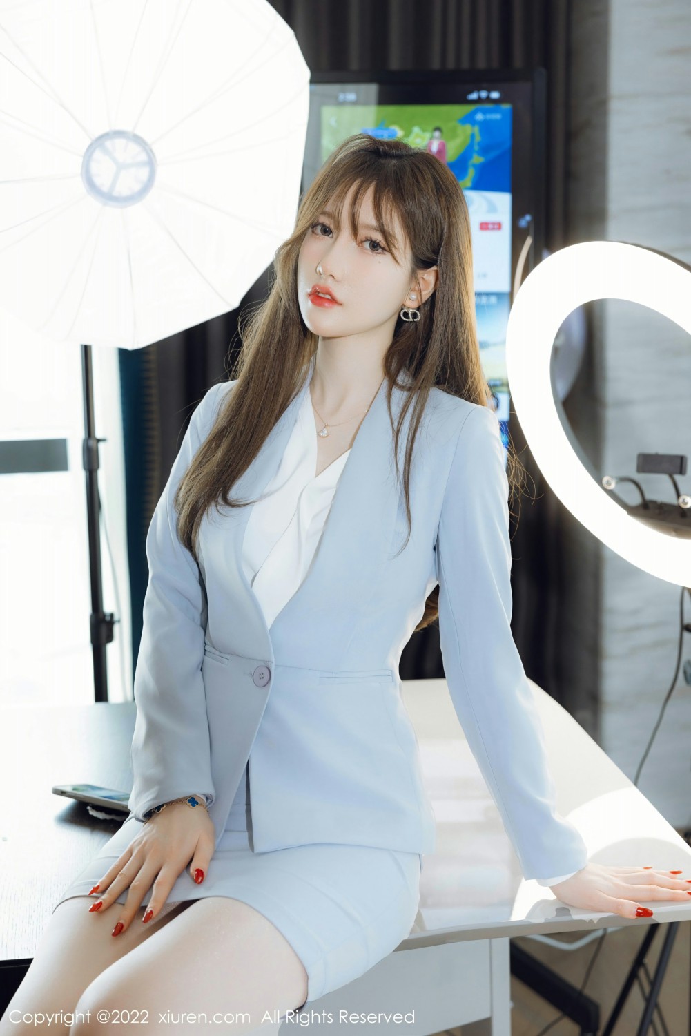 [XiuRen秀人网] 2022.03.02 No.4658 美桃酱 制服系列第1张
