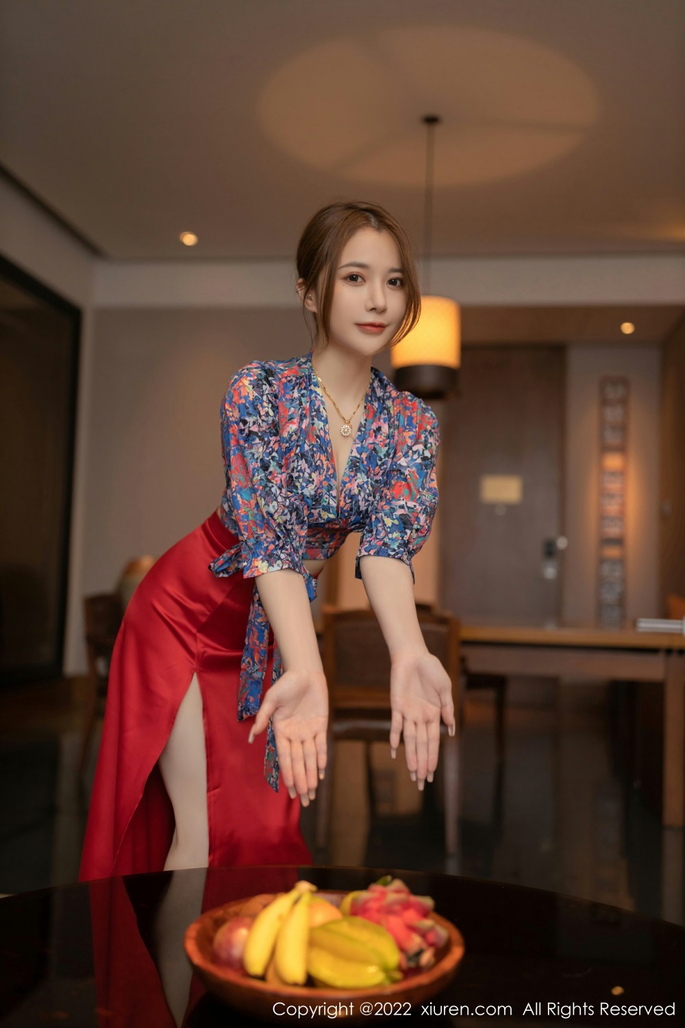 [XiuRen秀人网] 2022.03.04 No.4674 鱼子酱Fish 性感红裙第3张