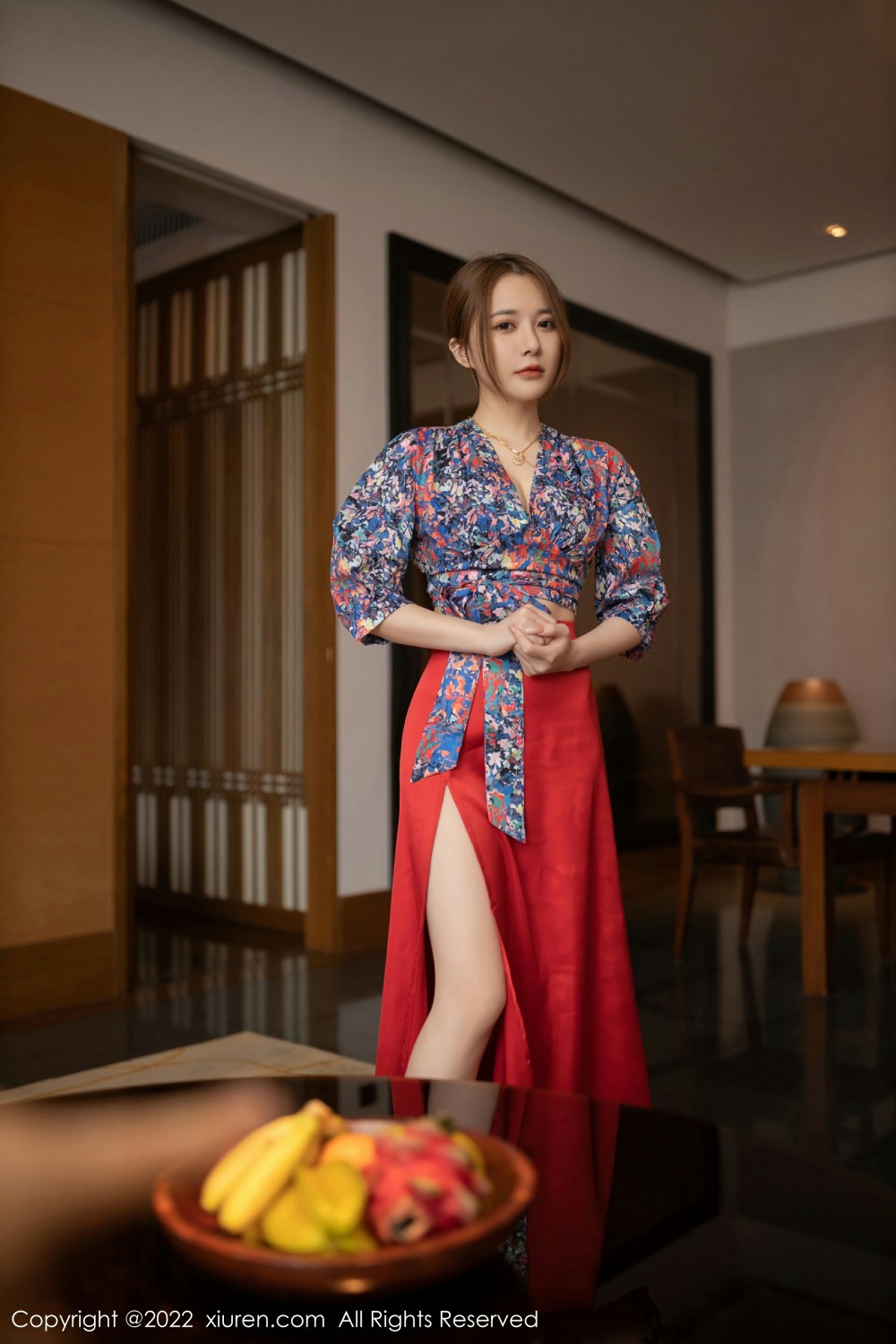 [XiuRen秀人网] 2022.03.04 No.4674 鱼子酱Fish 性感红裙第3张