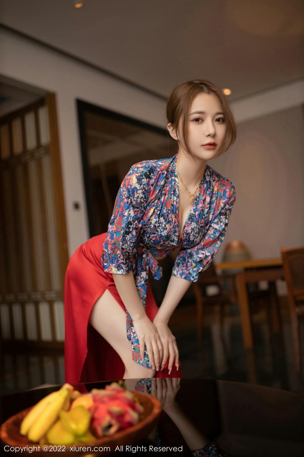 [XiuRen秀人网] 2022.03.04 No.4674 鱼子酱Fish 性感红裙第4张