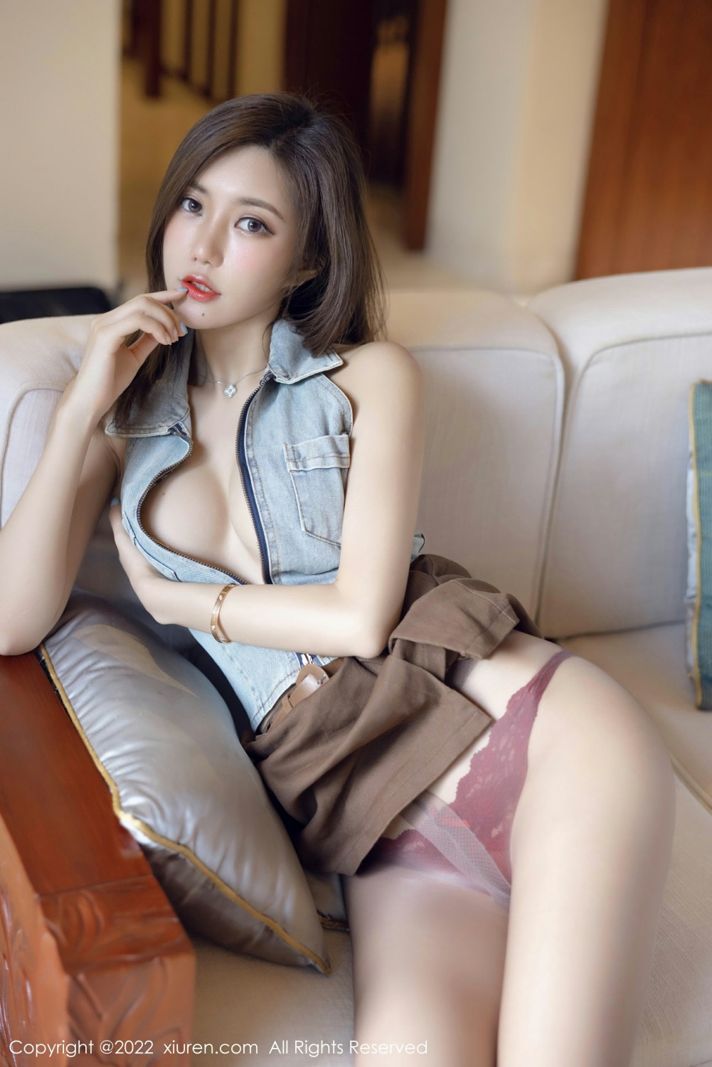 [XiuRen秀人网] 2022.03.04 No.4675 绮里嘉ula 明艳动人第8张