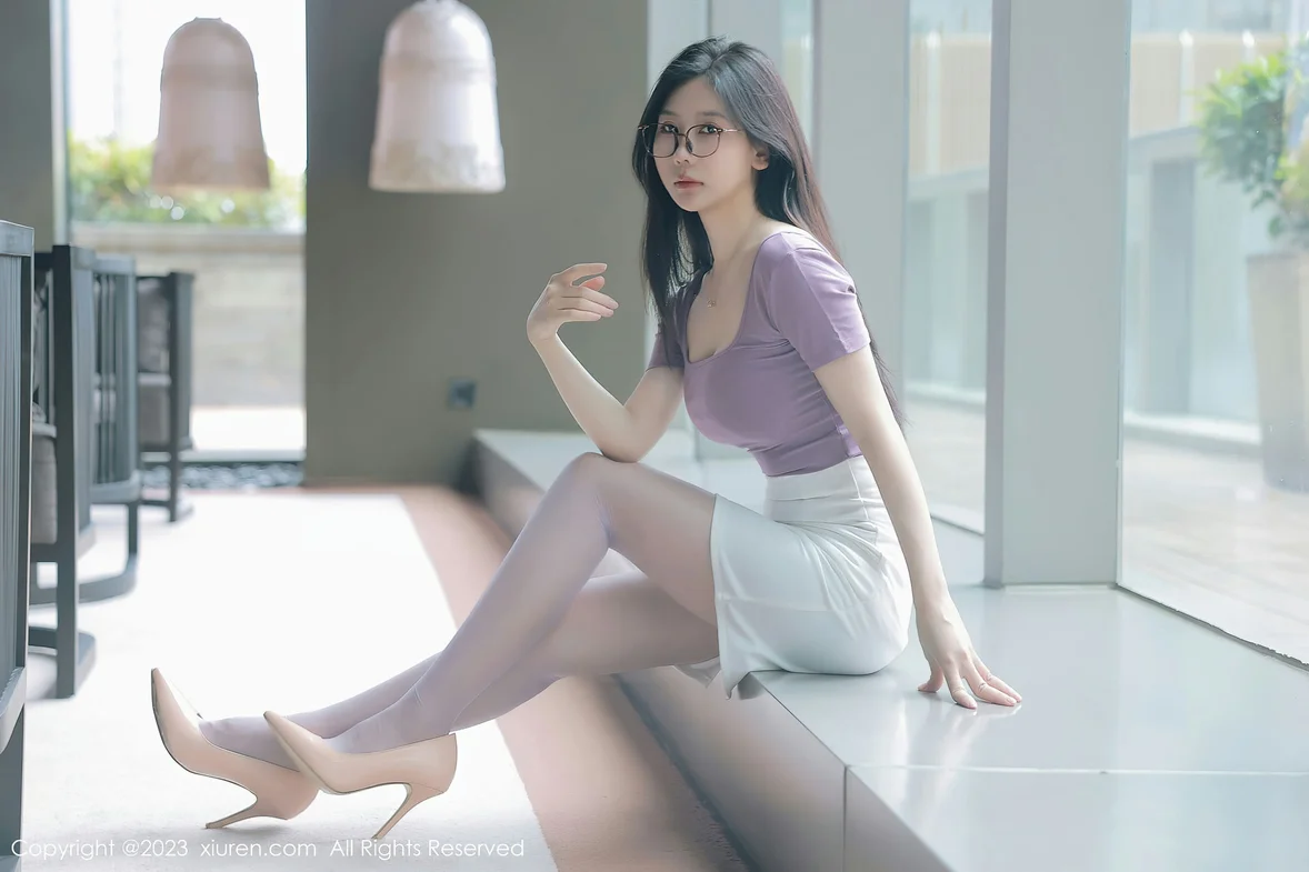  XiuRen 秀人 No.6865 尹甜甜 淡红色蕾丝内衣泰国旅拍 [86P]第2张