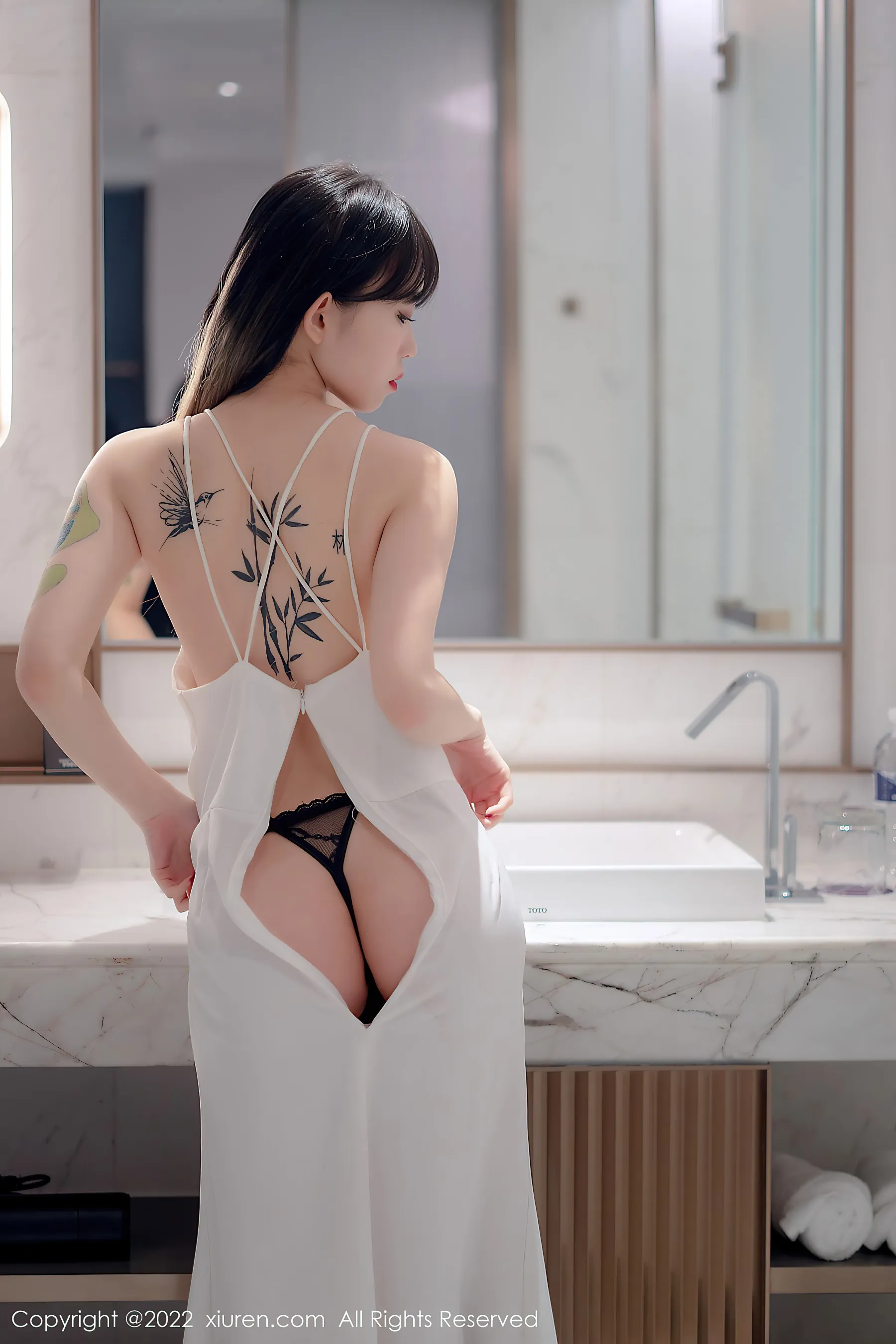  秀人网 No.4611 奶瓶. 淑女美腿长裙薄纱第2张