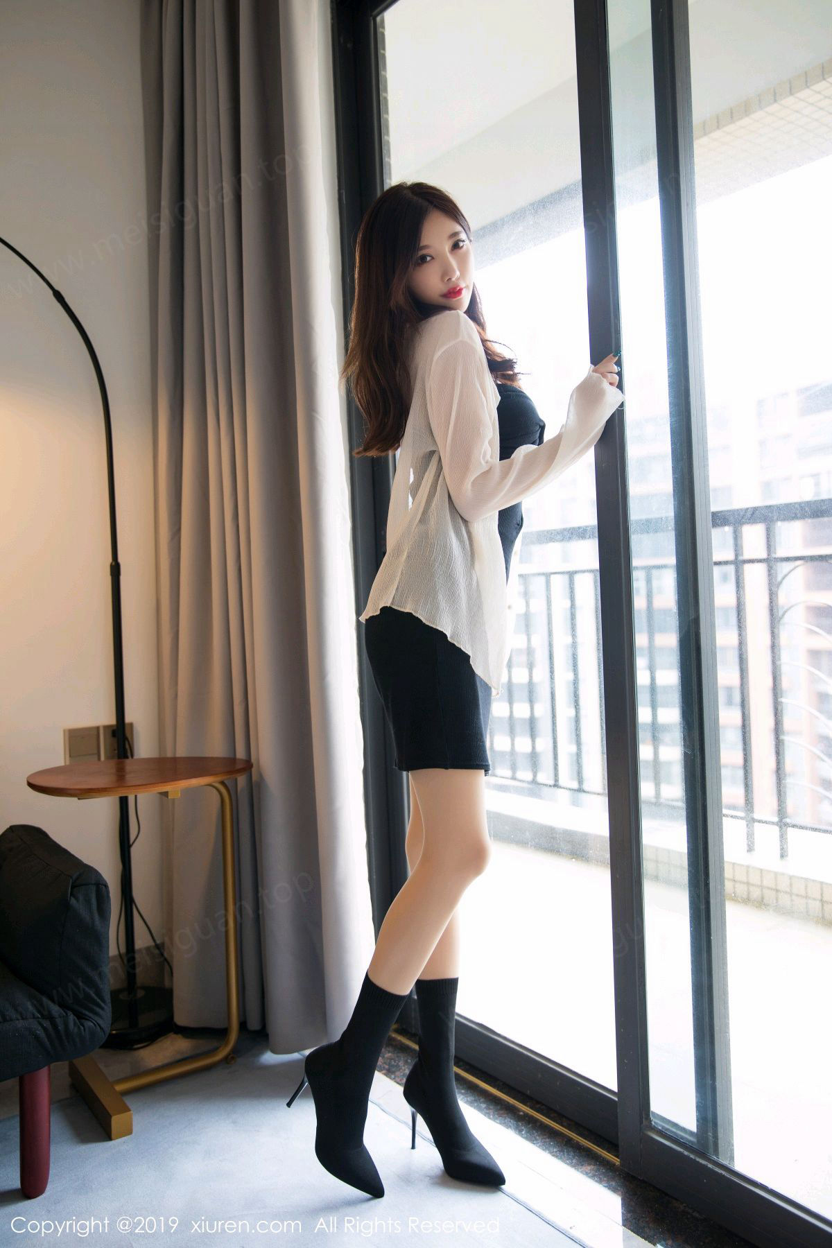  XiuRen 秀人网 No.1397 杨晨晨sugar第2张